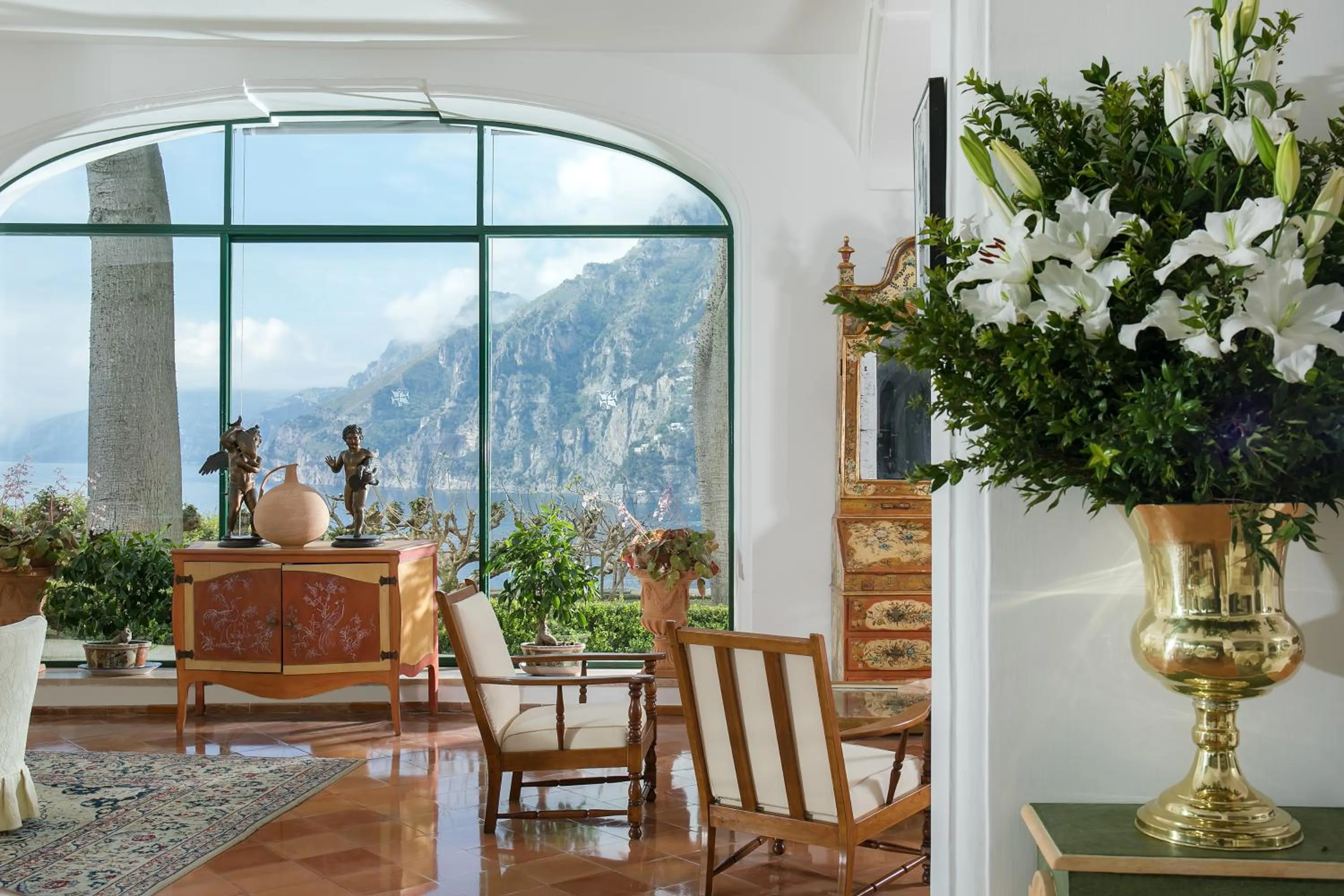 Communal lounge/ TV room in Il San Pietro di Positano