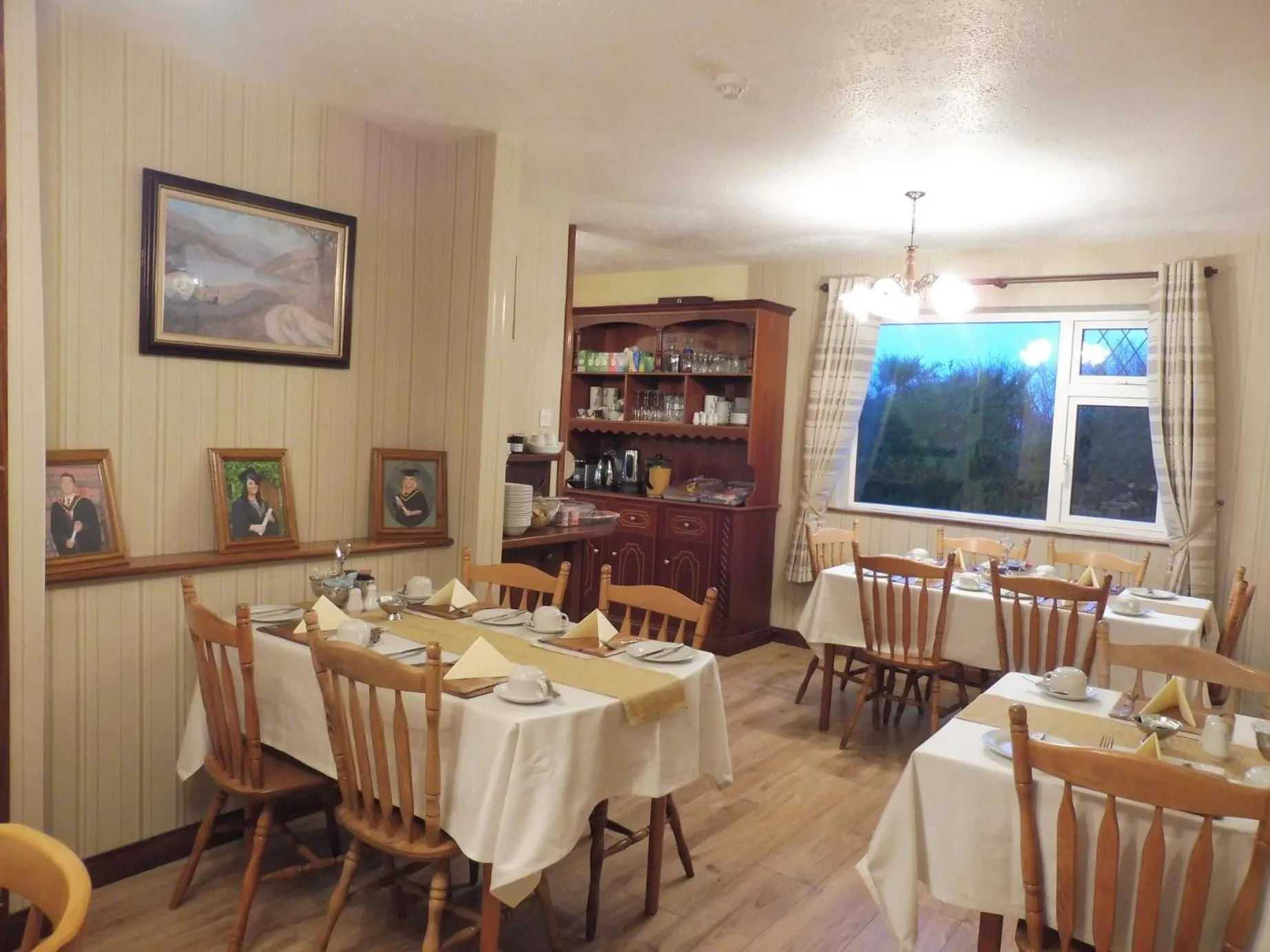 Dining area in Island View House