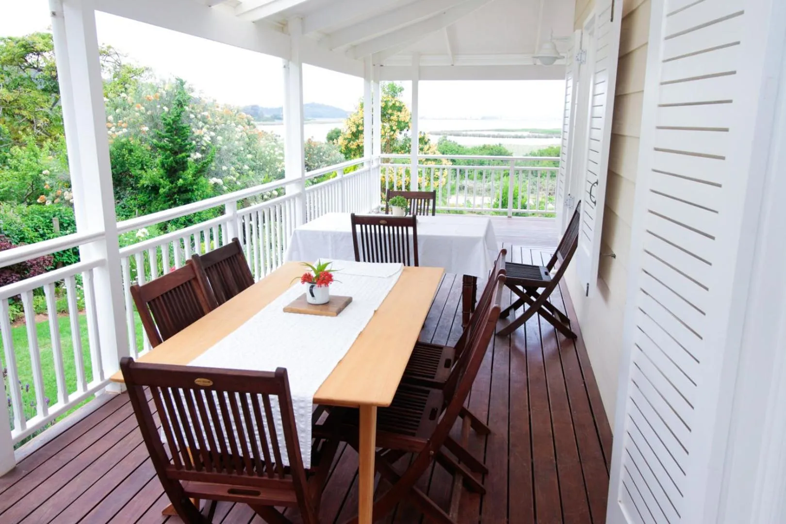 Balcony/Terrace in Beside Still Waters