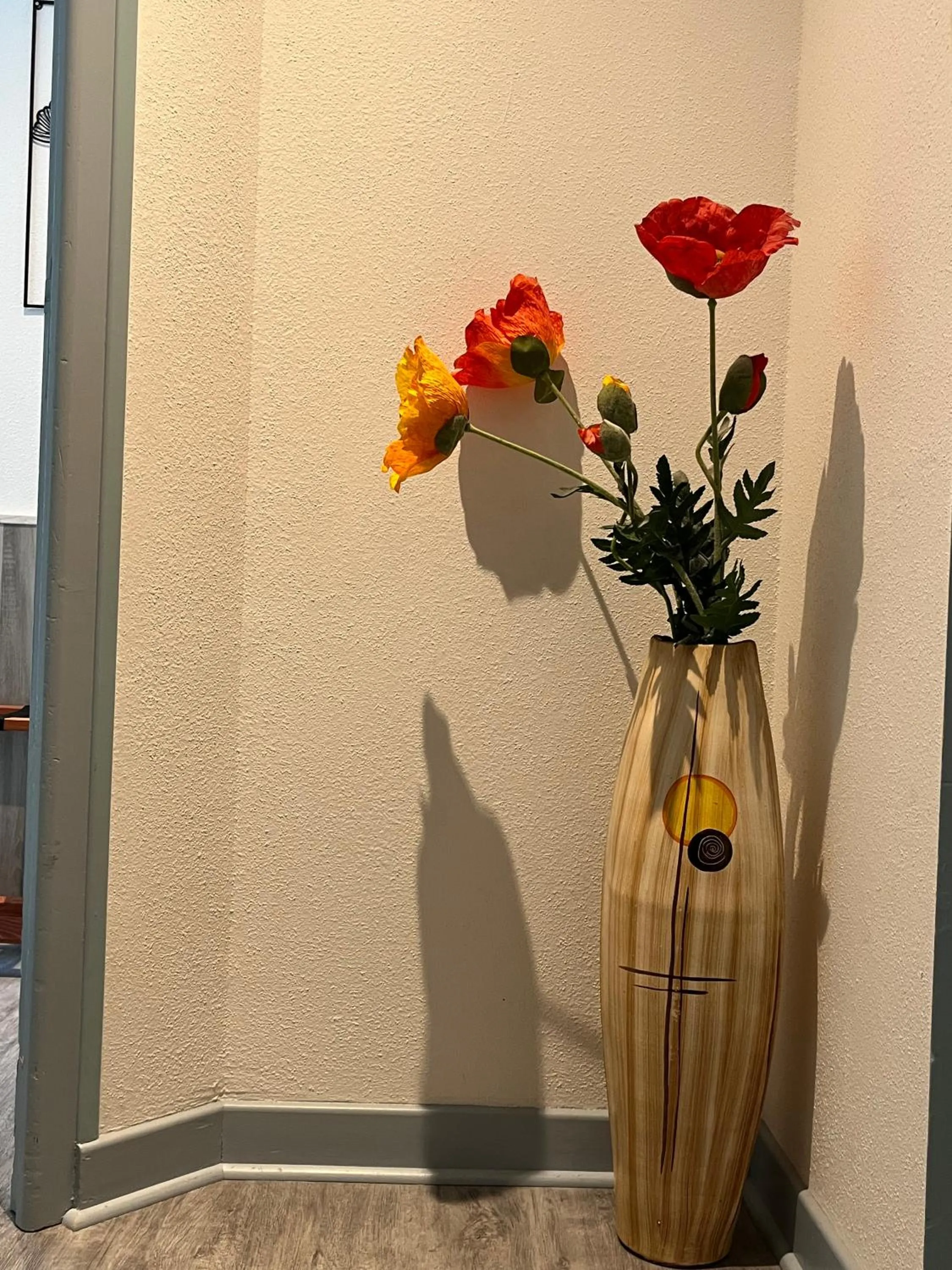 Property building in Hôtel Le Lacuzon