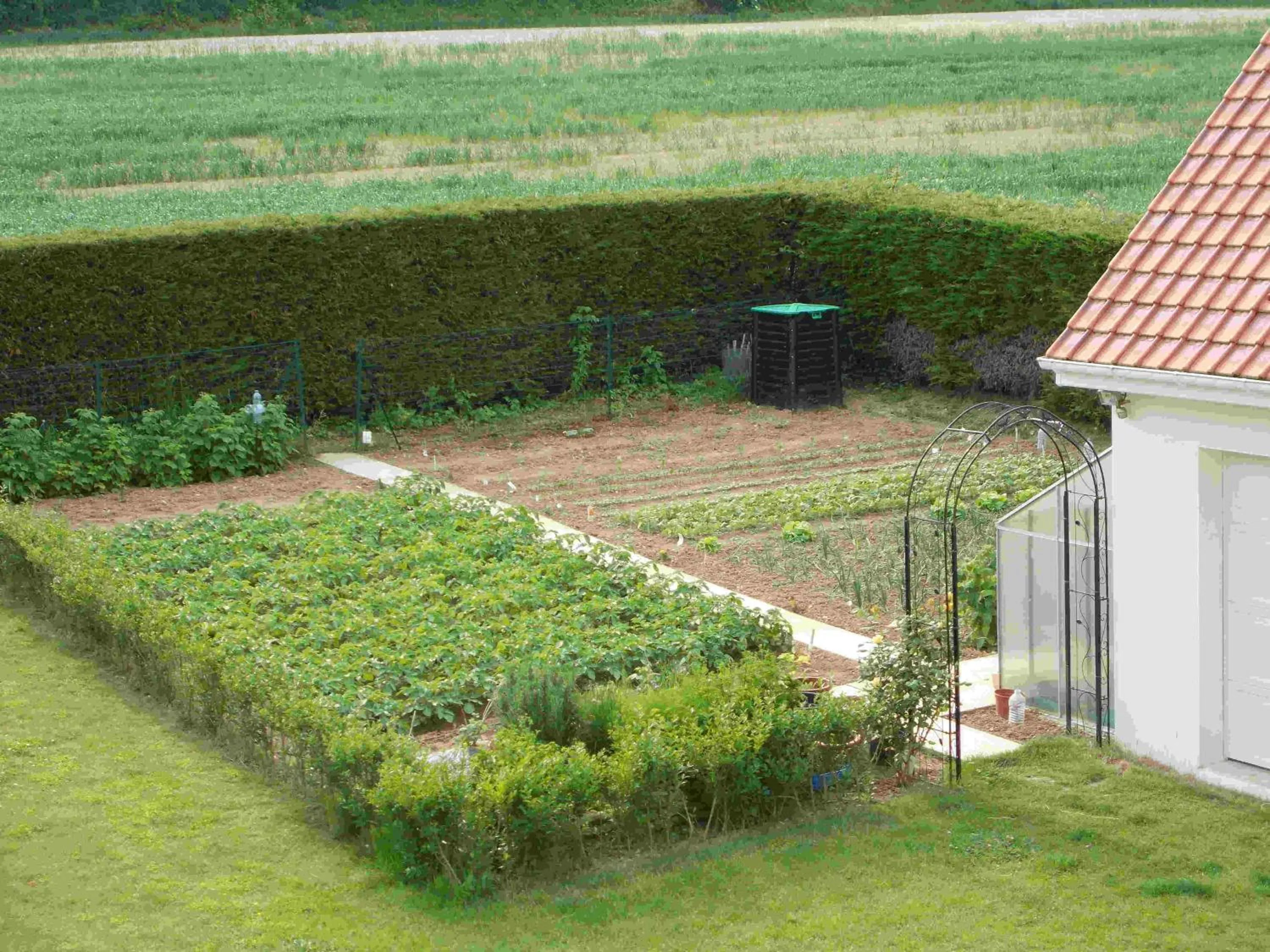Garden in La Bourgade