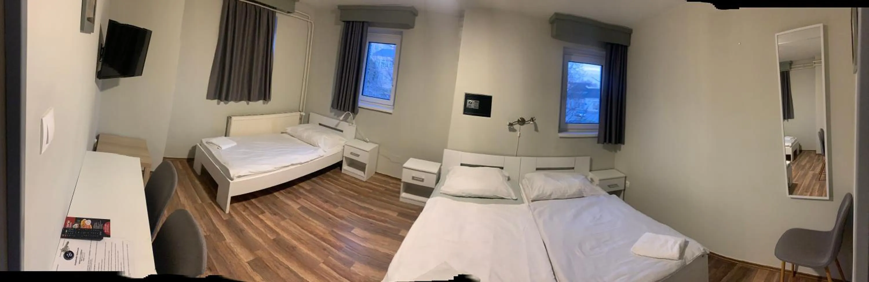 Bed in Joker Panzió