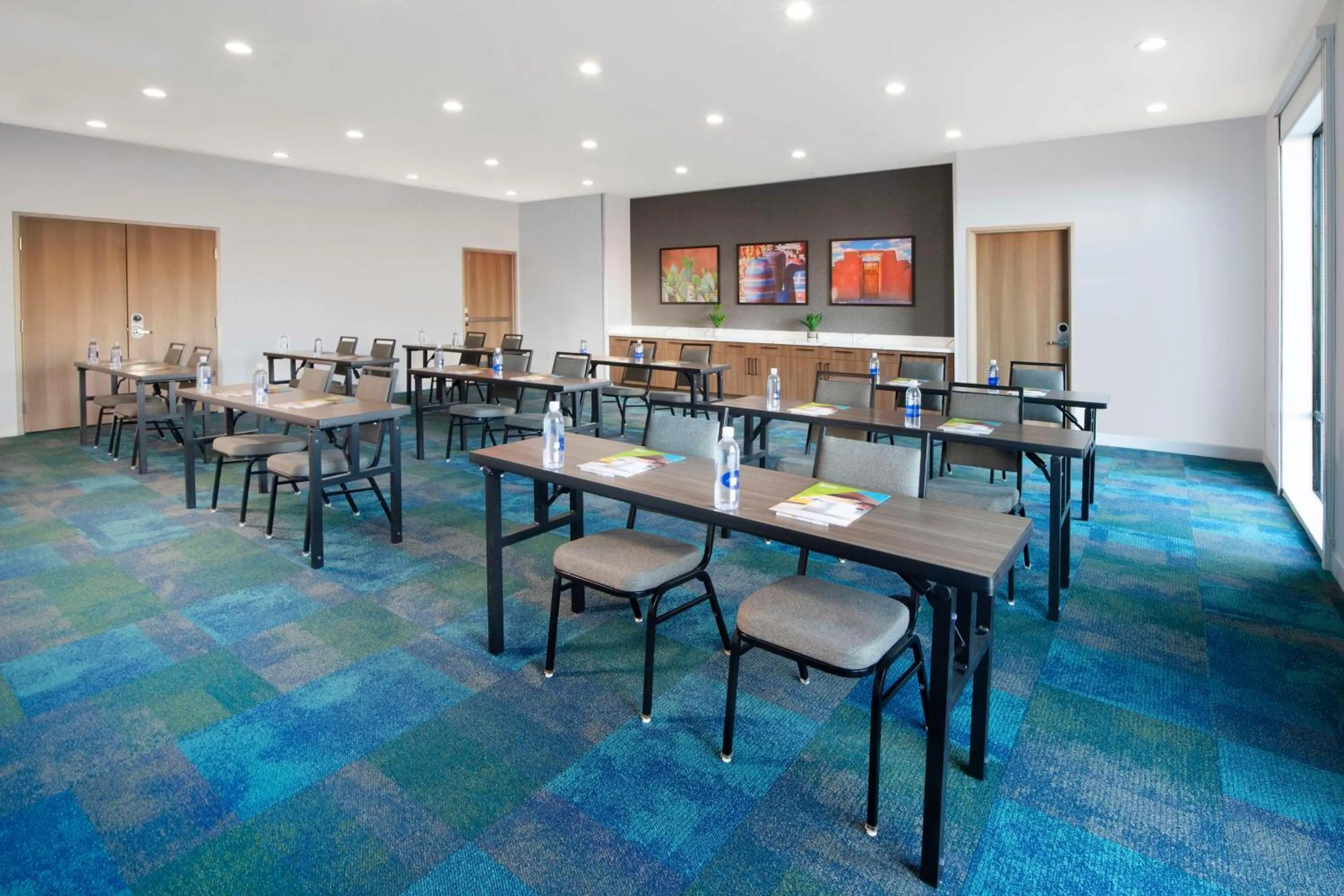 Meeting/conference room in Home2 Suites By Hilton Albuquerque Airport
