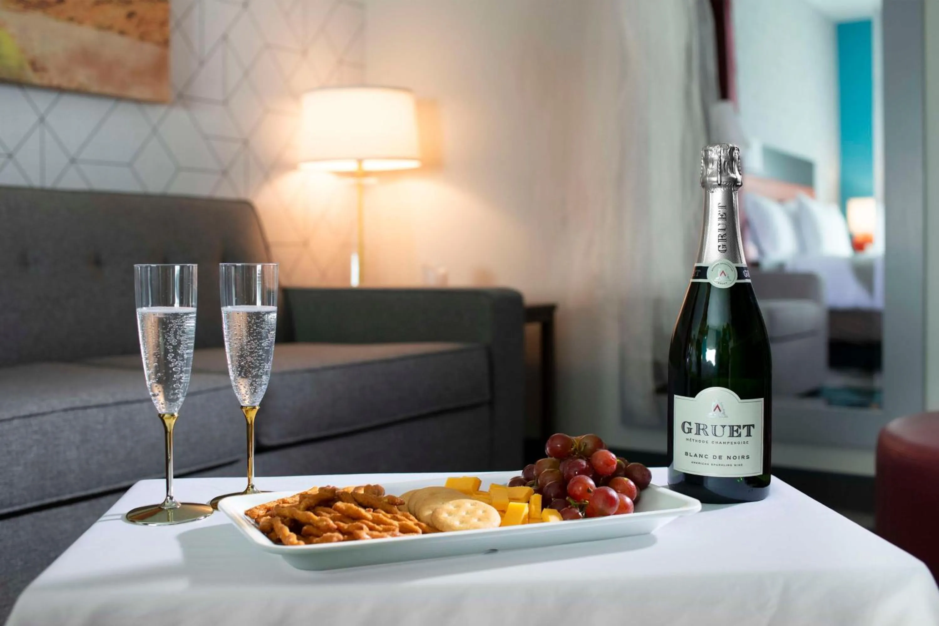 Photo of the whole room in Home2 Suites By Hilton Albuquerque Airport