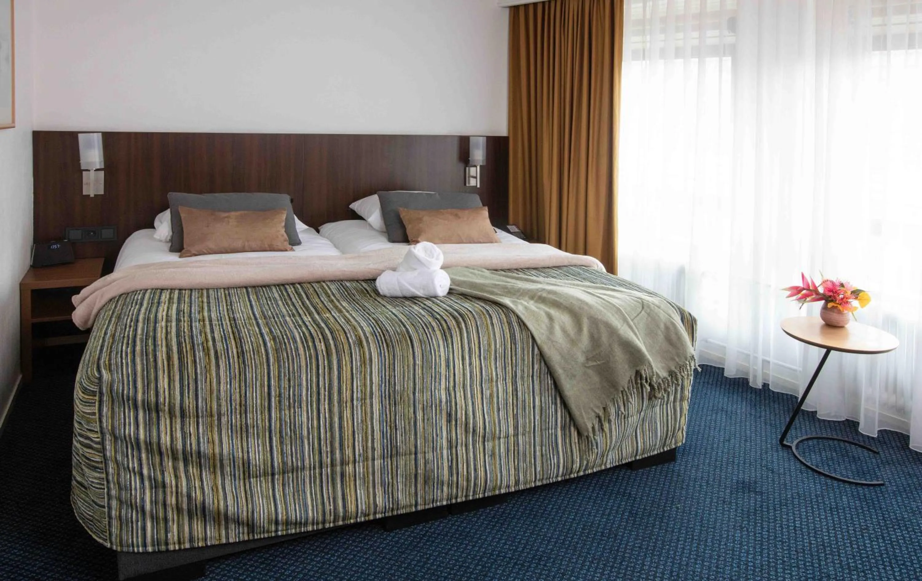 Bed in Hampshire Hotel Petit Nord