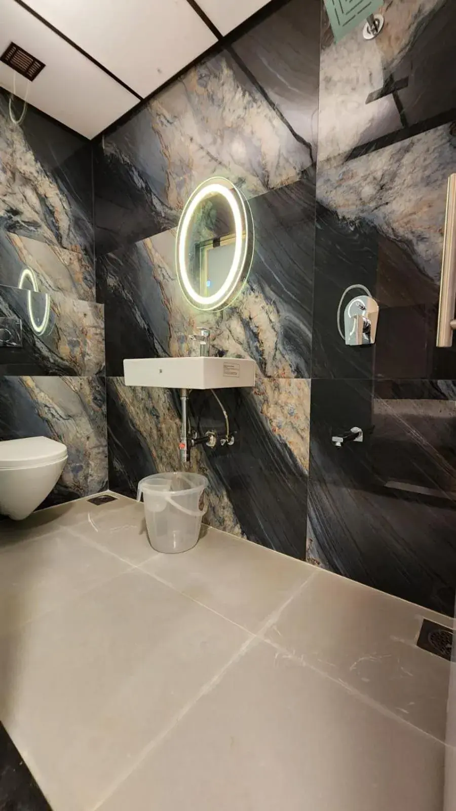 Double Room in Peace International Double Room in Peace International