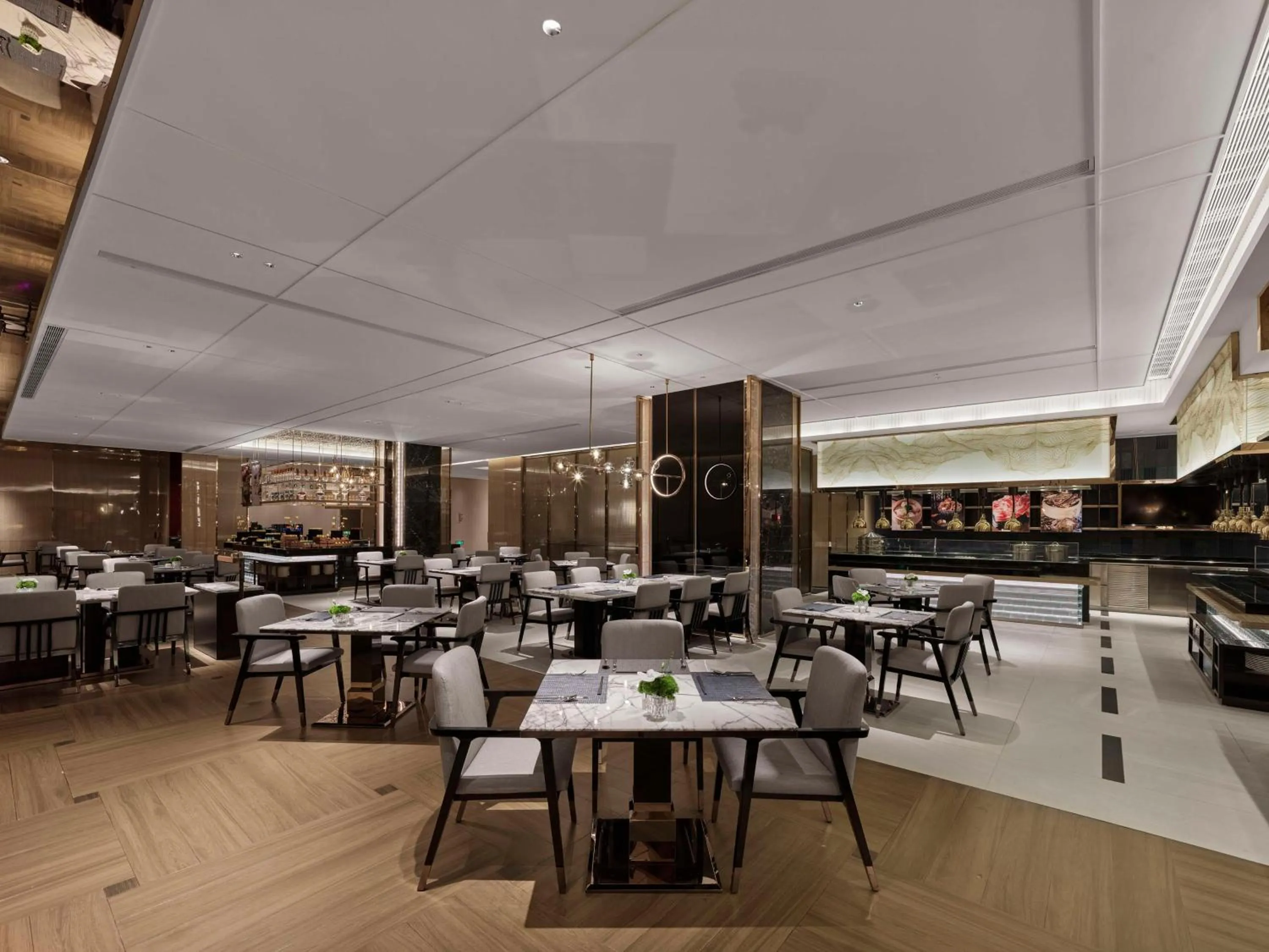 Restaurant/places to eat in DoubleTree By Hilton Cangnan