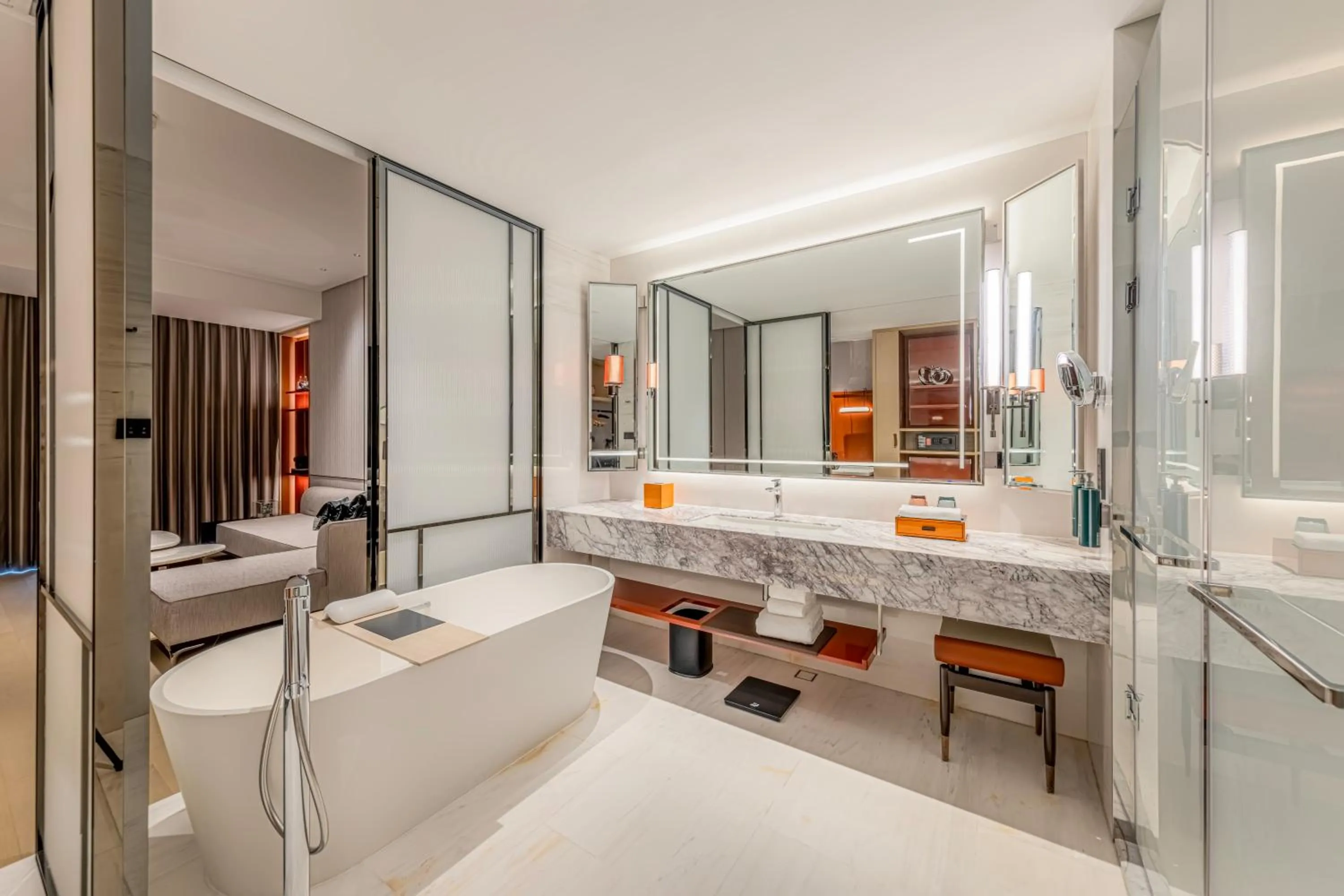 Bathroom in DoubleTree By Hilton Cangnan