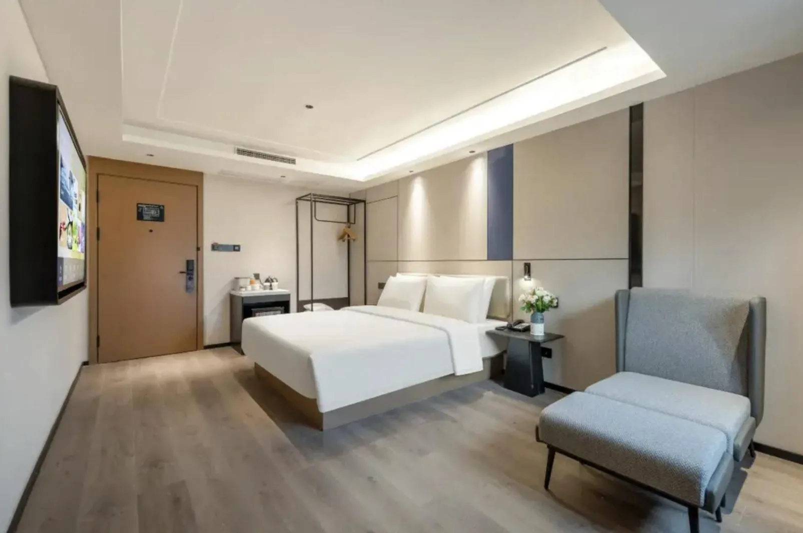 Bedroom, Bed in Atour X Hotel Hangzhou Wenyi Road