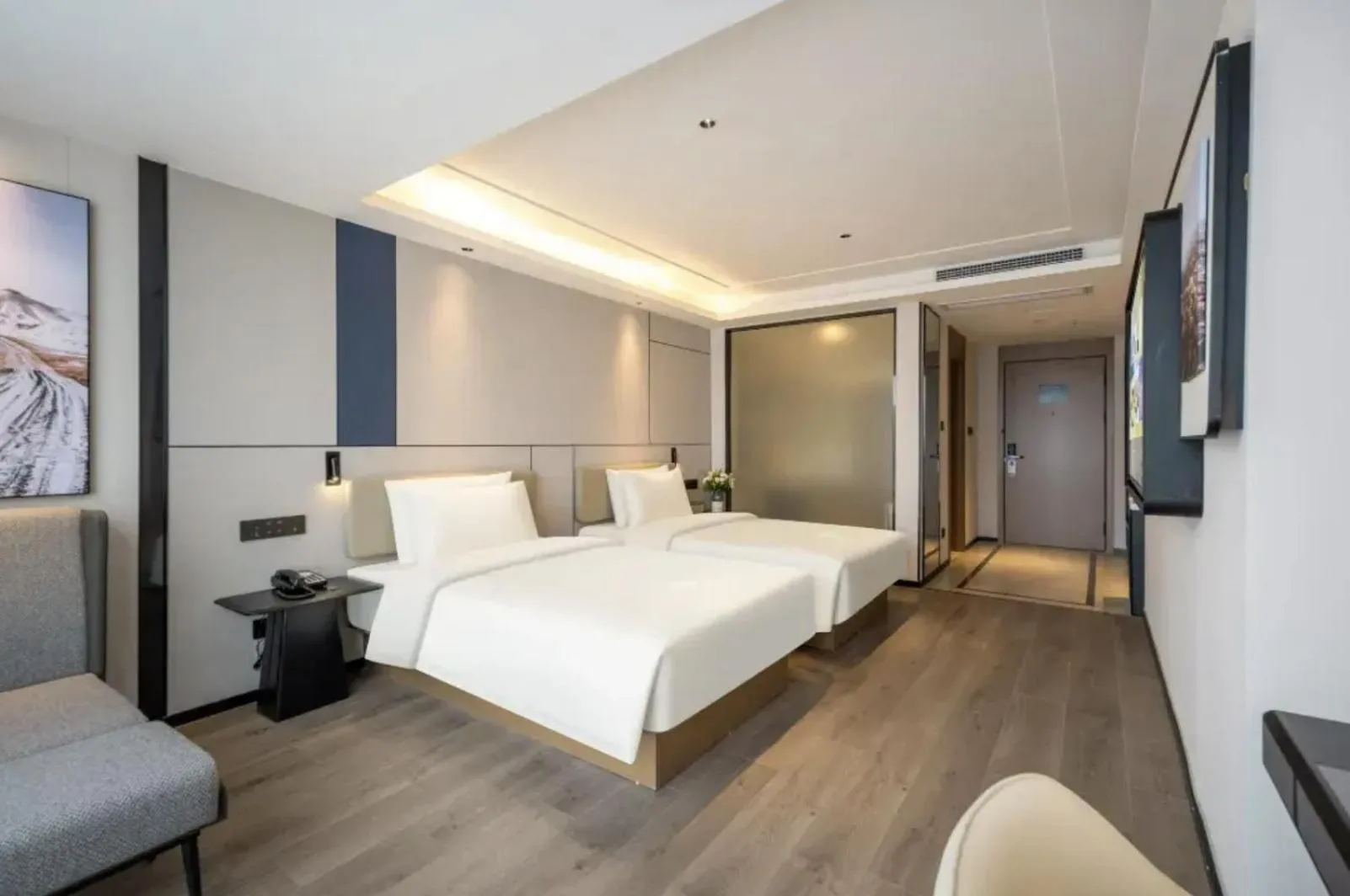 Bed in Atour X Hotel Hangzhou Wenyi Road