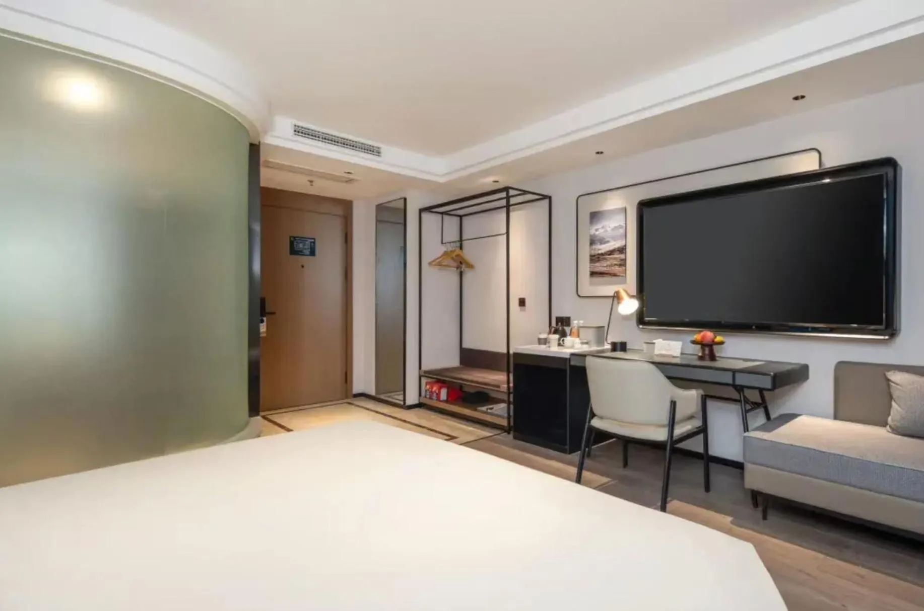 TV and multimedia, Bed in Atour X Hotel Hangzhou Wenyi Road