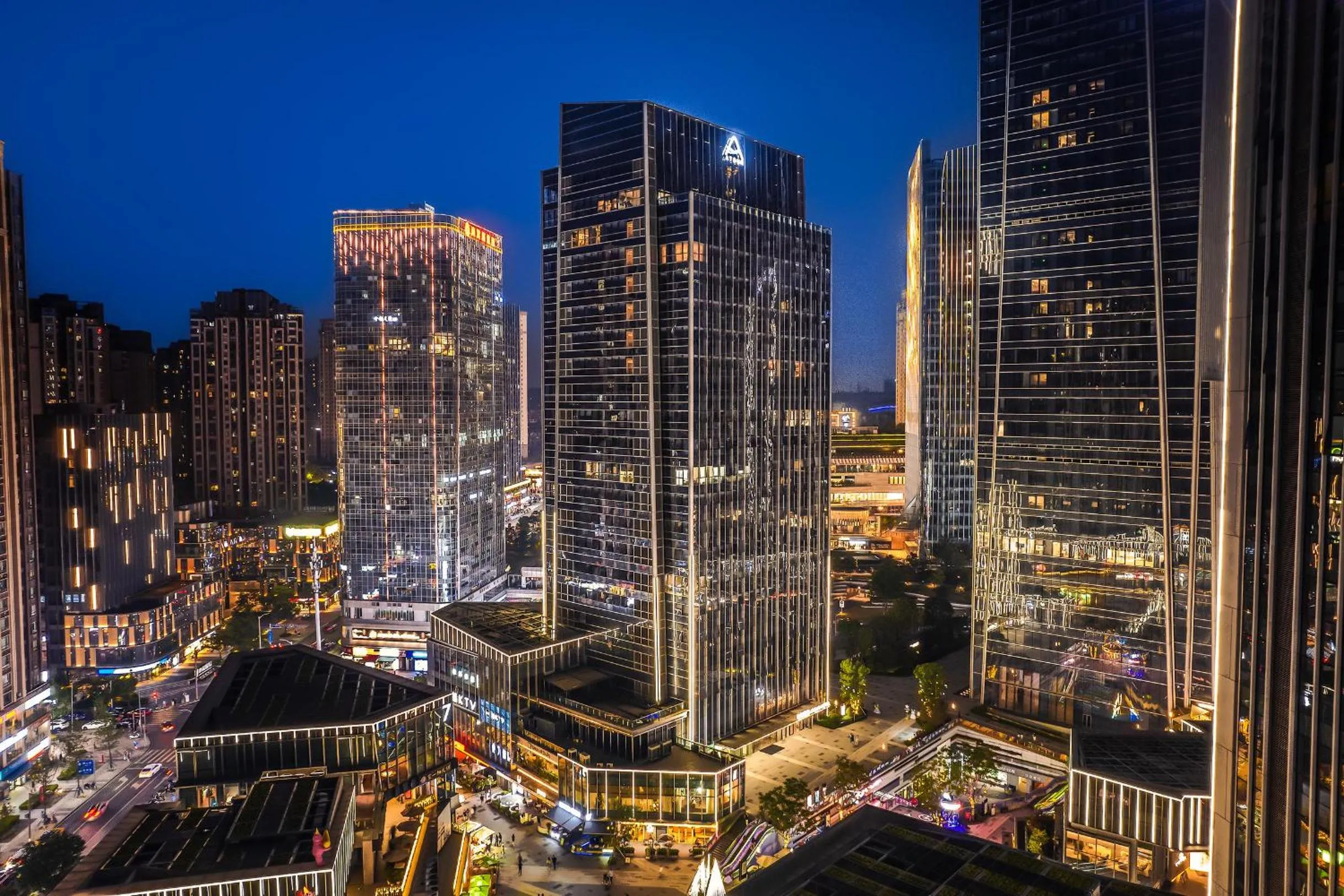 Property building in Atour Hotel Chongqing Liangjiang District Jinke Center