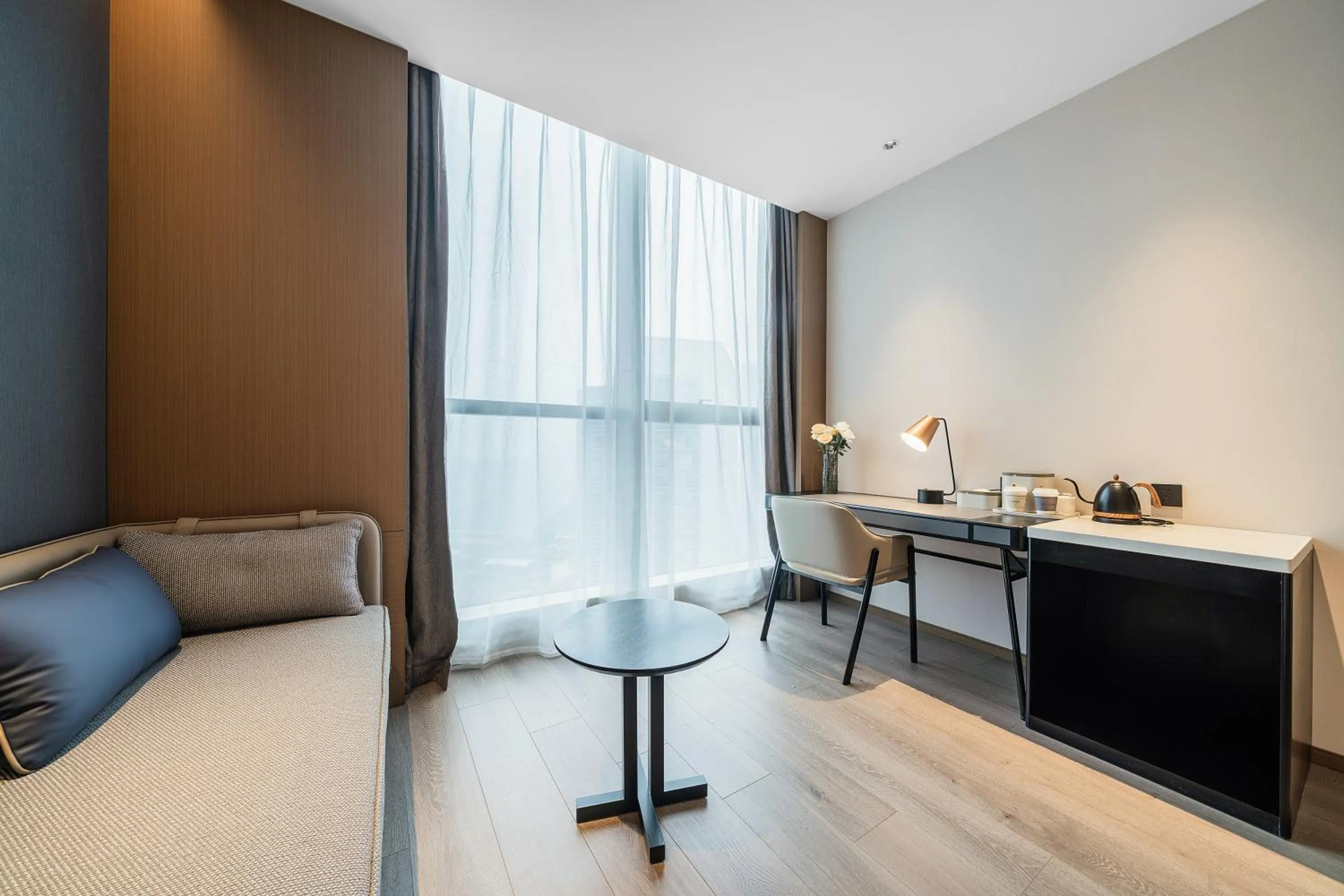 Atour Hotel Chongqing Liangjiang District Jinke Center