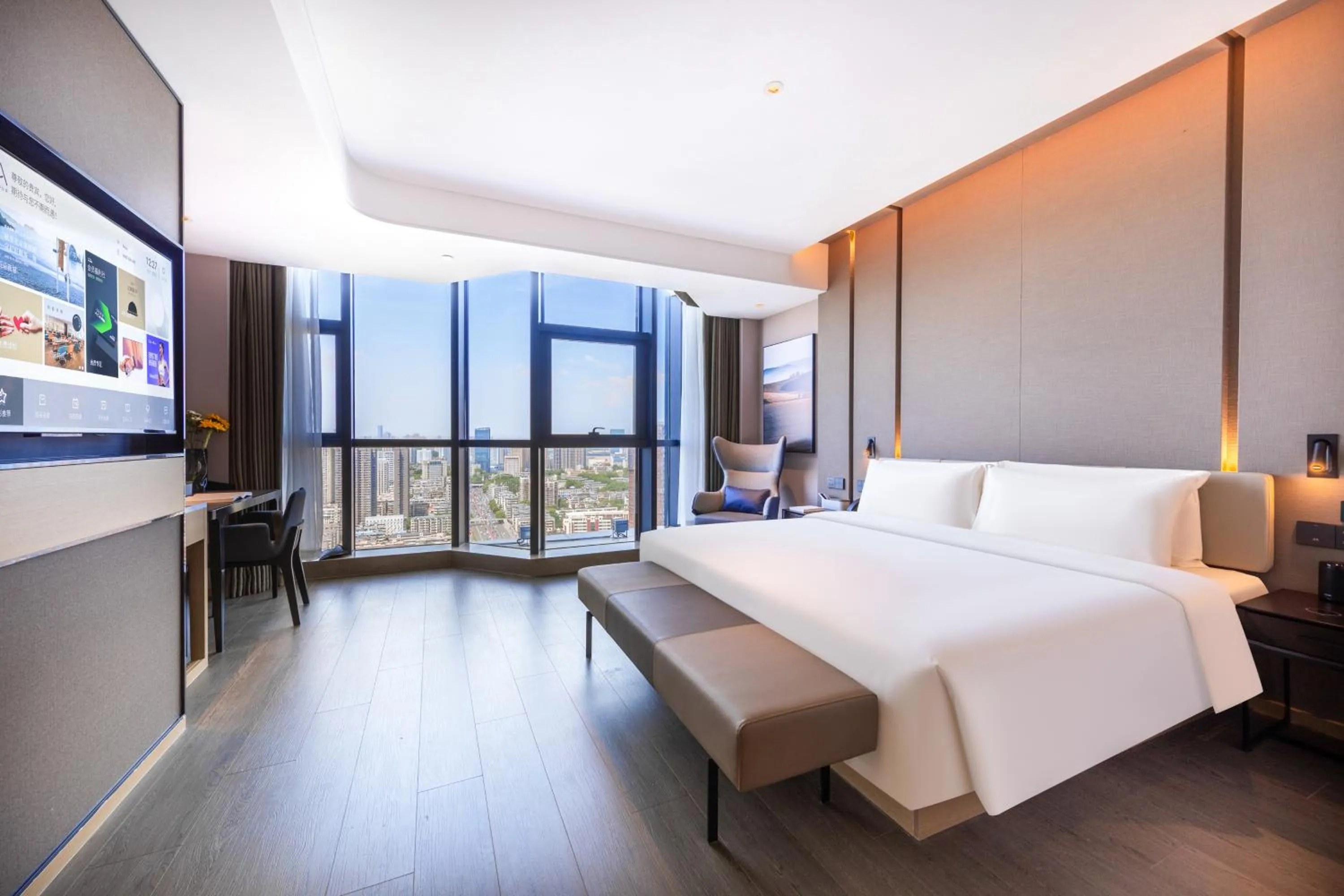 Bedroom, Bed in Atour Hotel Wuhan University of Technology Jiedaokou