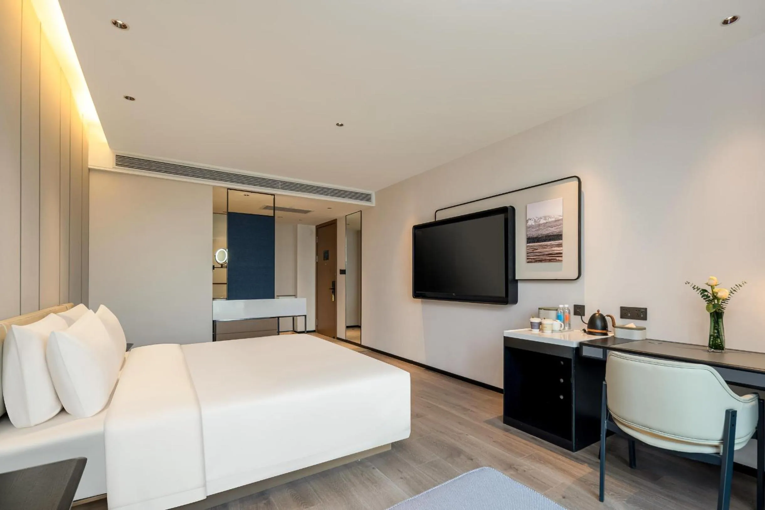 Bed in Atour Hotel Nantong Longxin Plaza