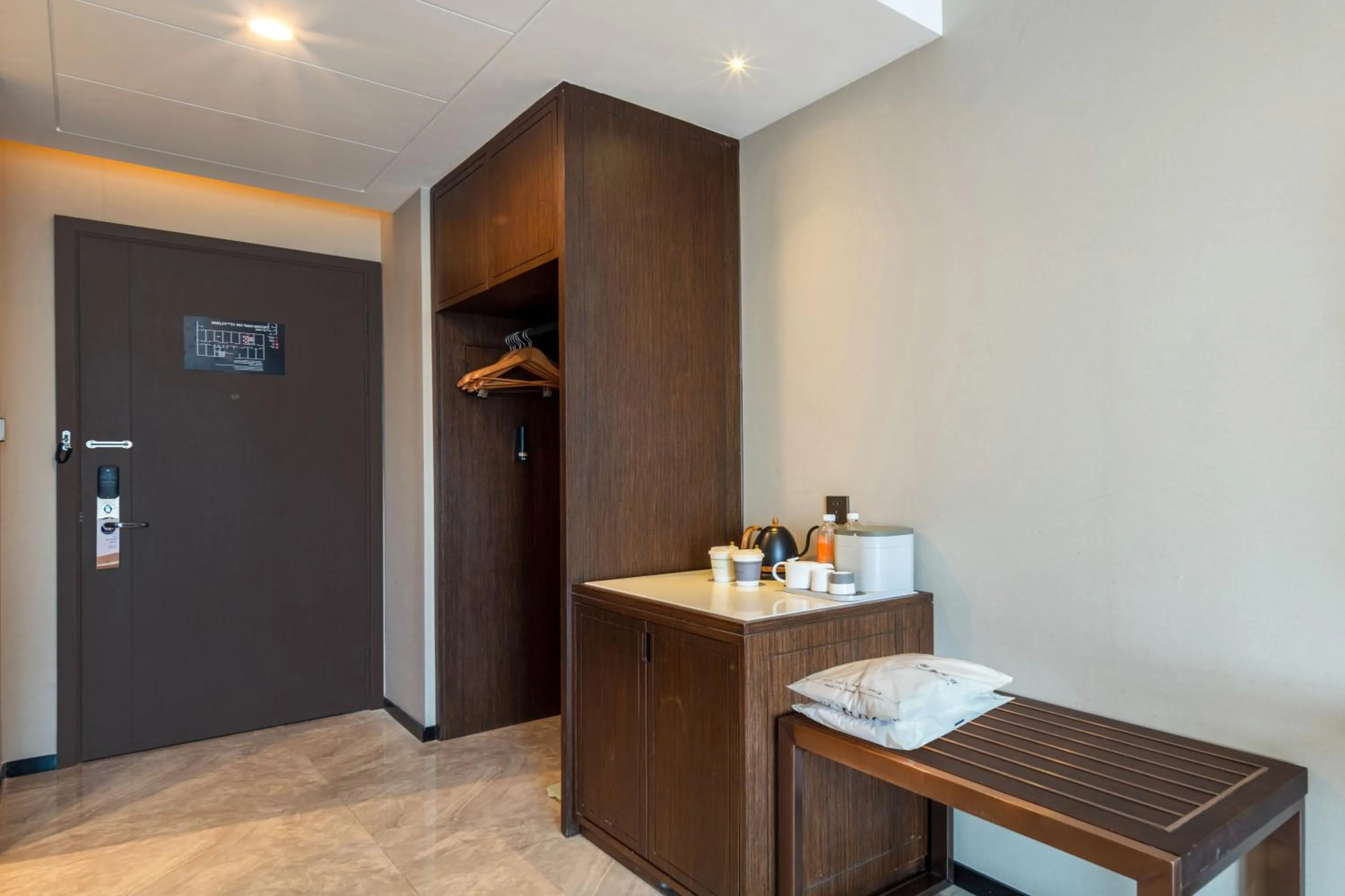 Photo of the whole room in Atour X Hotel Suzhou Xiangcheng Vigorous Island Subway Station