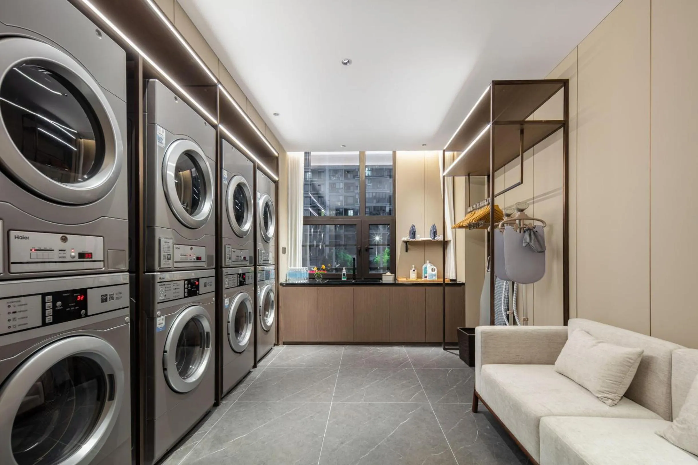 washing machine in Atour X Hotel Suzhou Xiangcheng Vigorous Island Subway Station