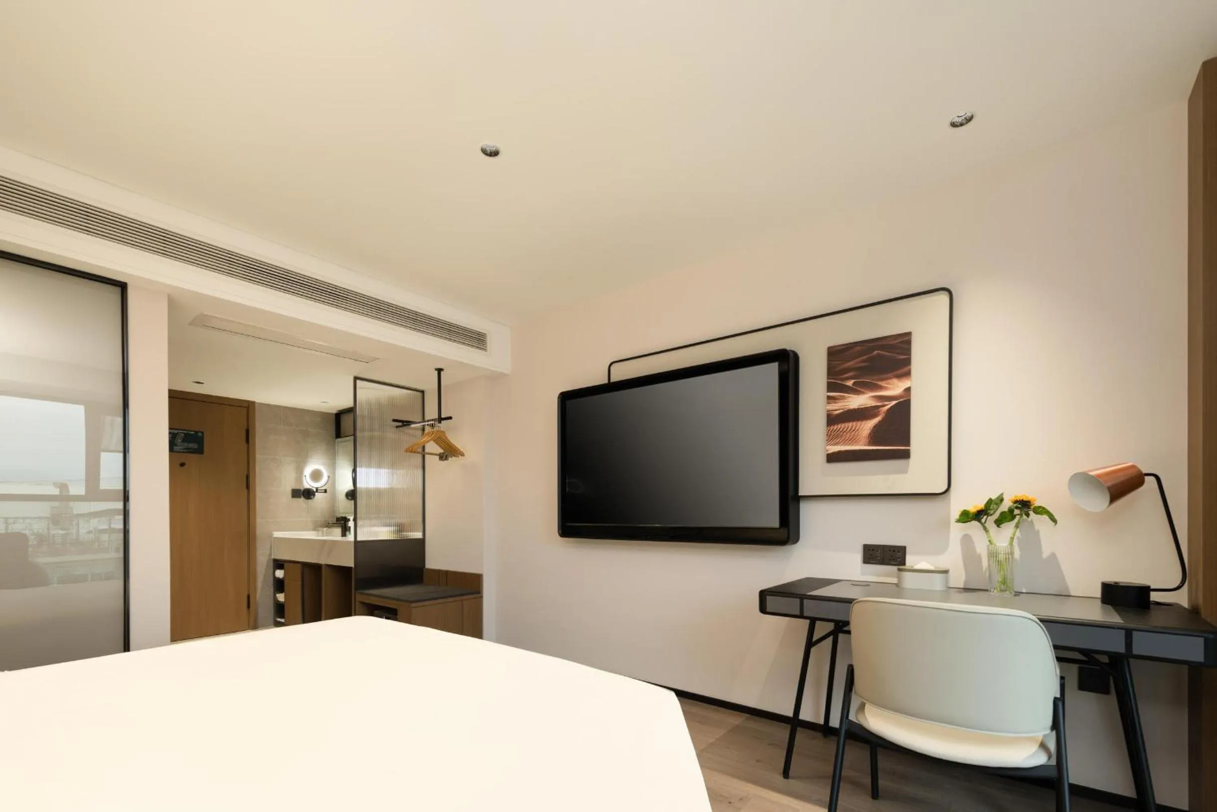 Bed in Atour Hotel Fuzhou Jinshan Aegean Sea