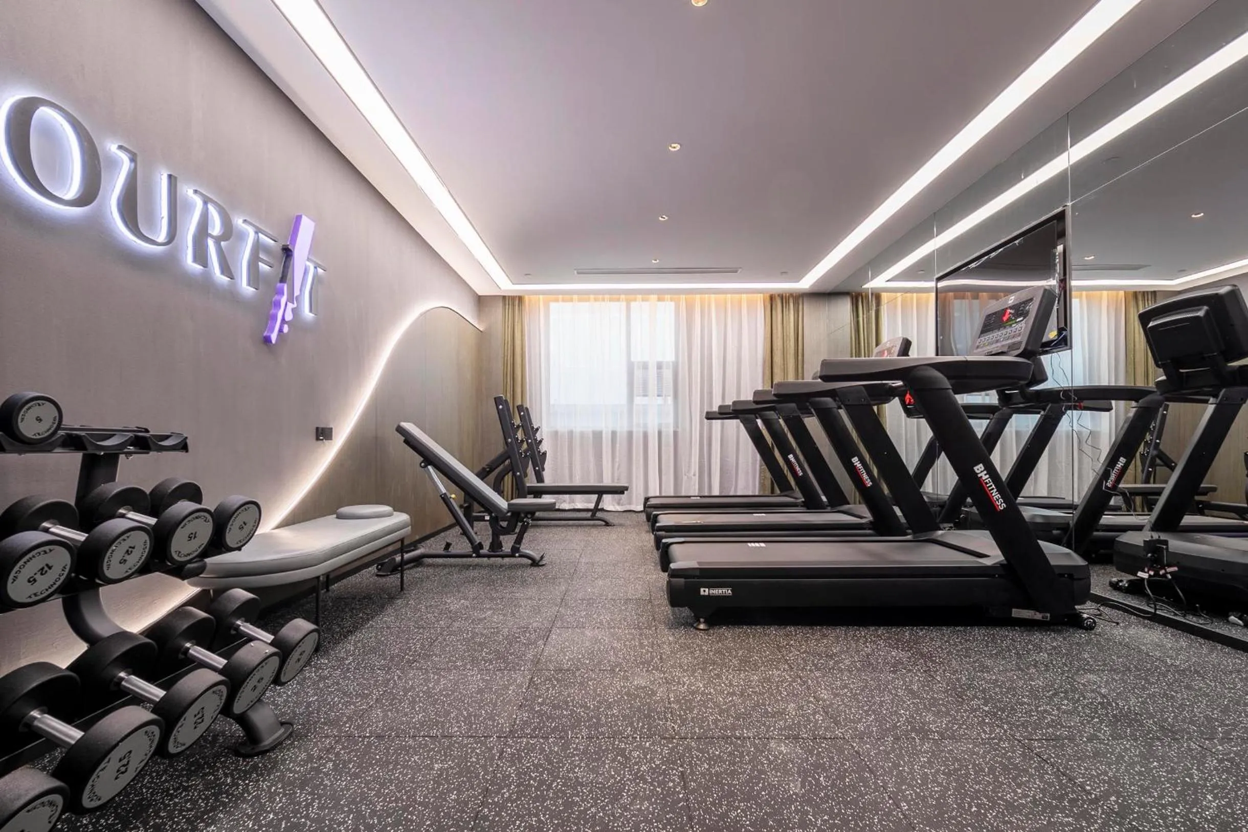 Atour Hotel Huaihua High-Speed South Railway Station