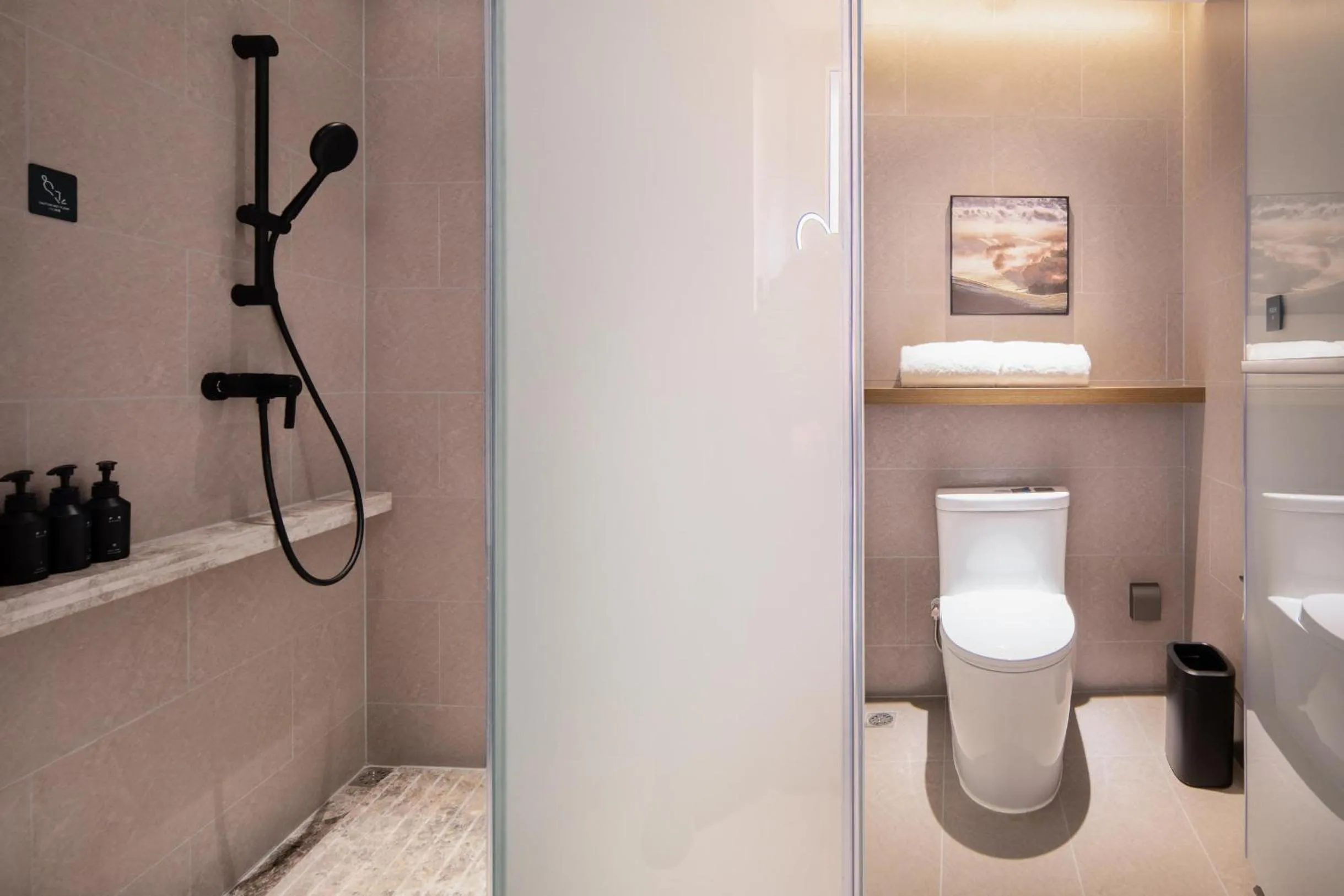 Atour Hotel Kunming Guangfu Road Haile World