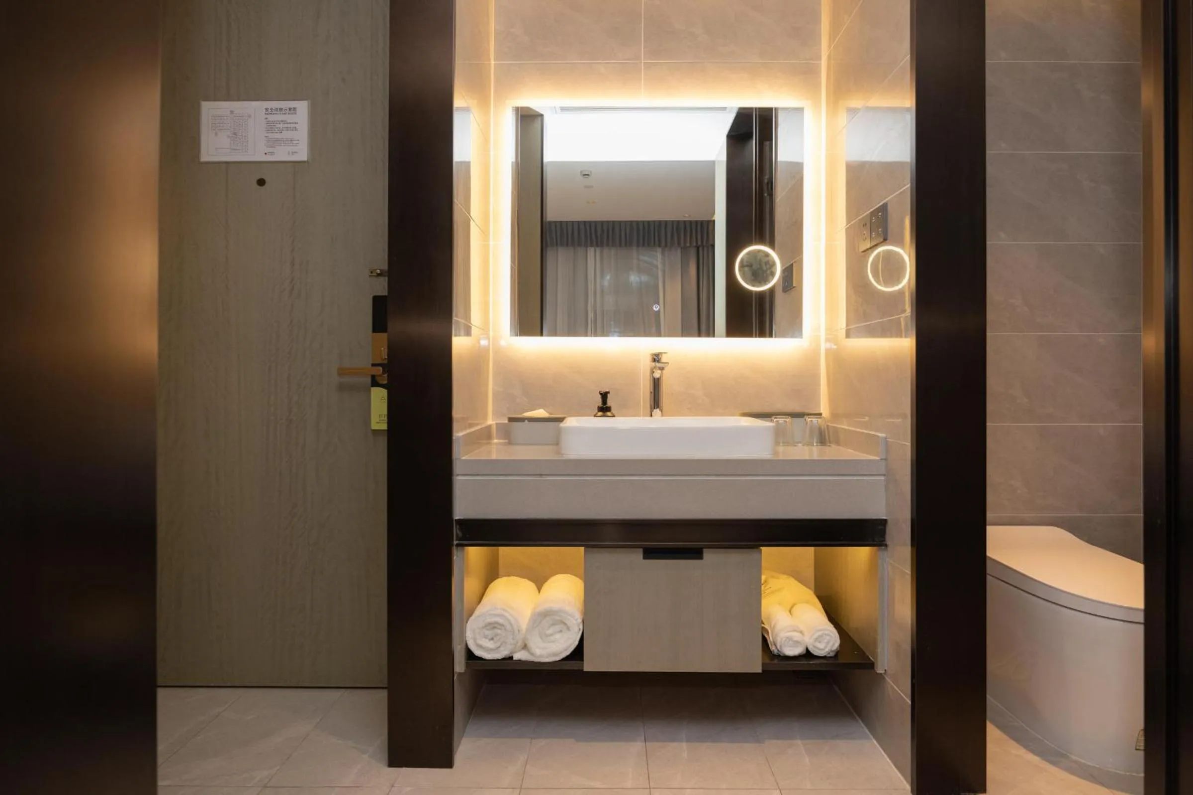 Atour X Hotel Shanghai Hongqiao National Exhibition Qibao Old Street