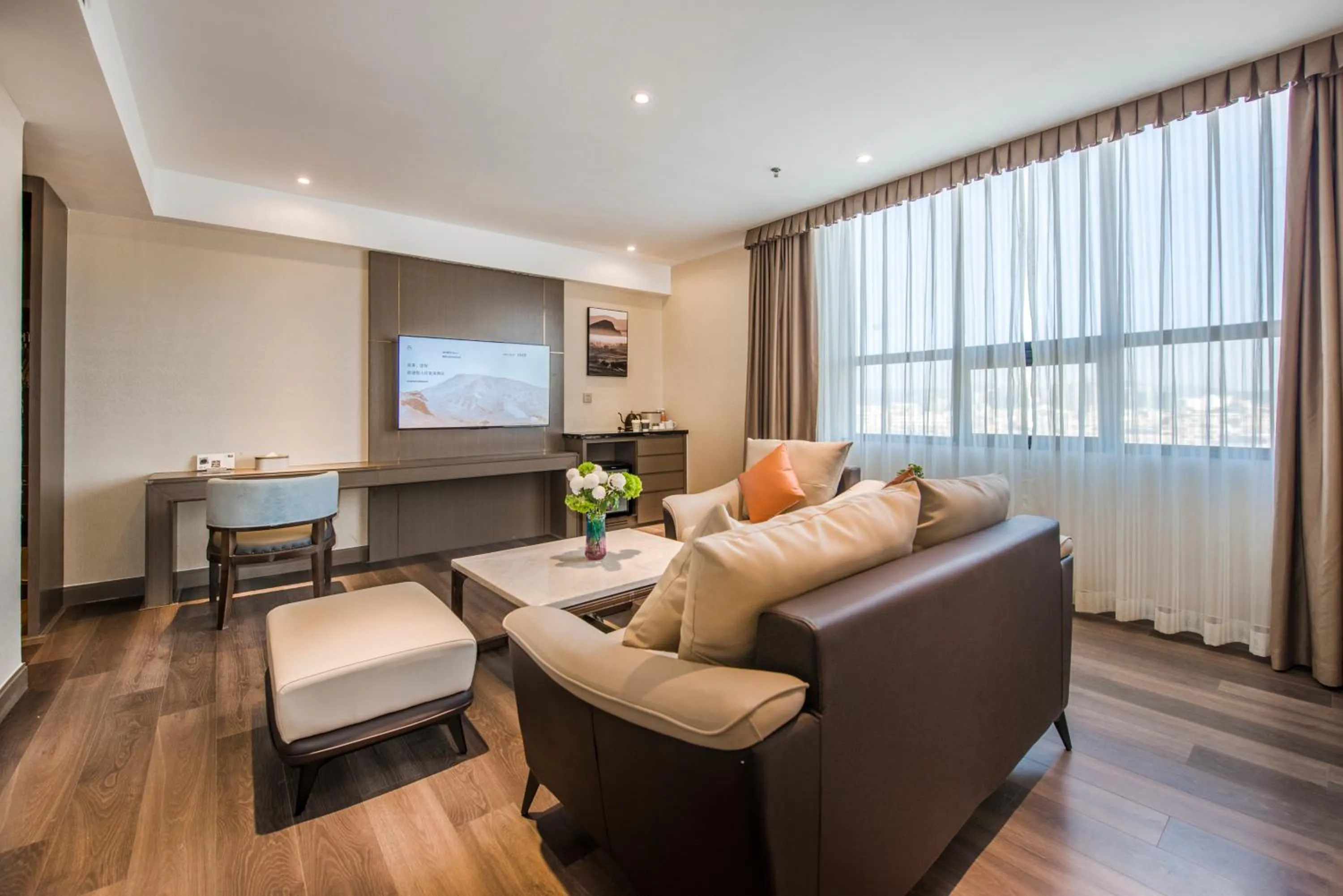 Atour X Hotel Yangjiang Jiangcheng Junyi Plaza