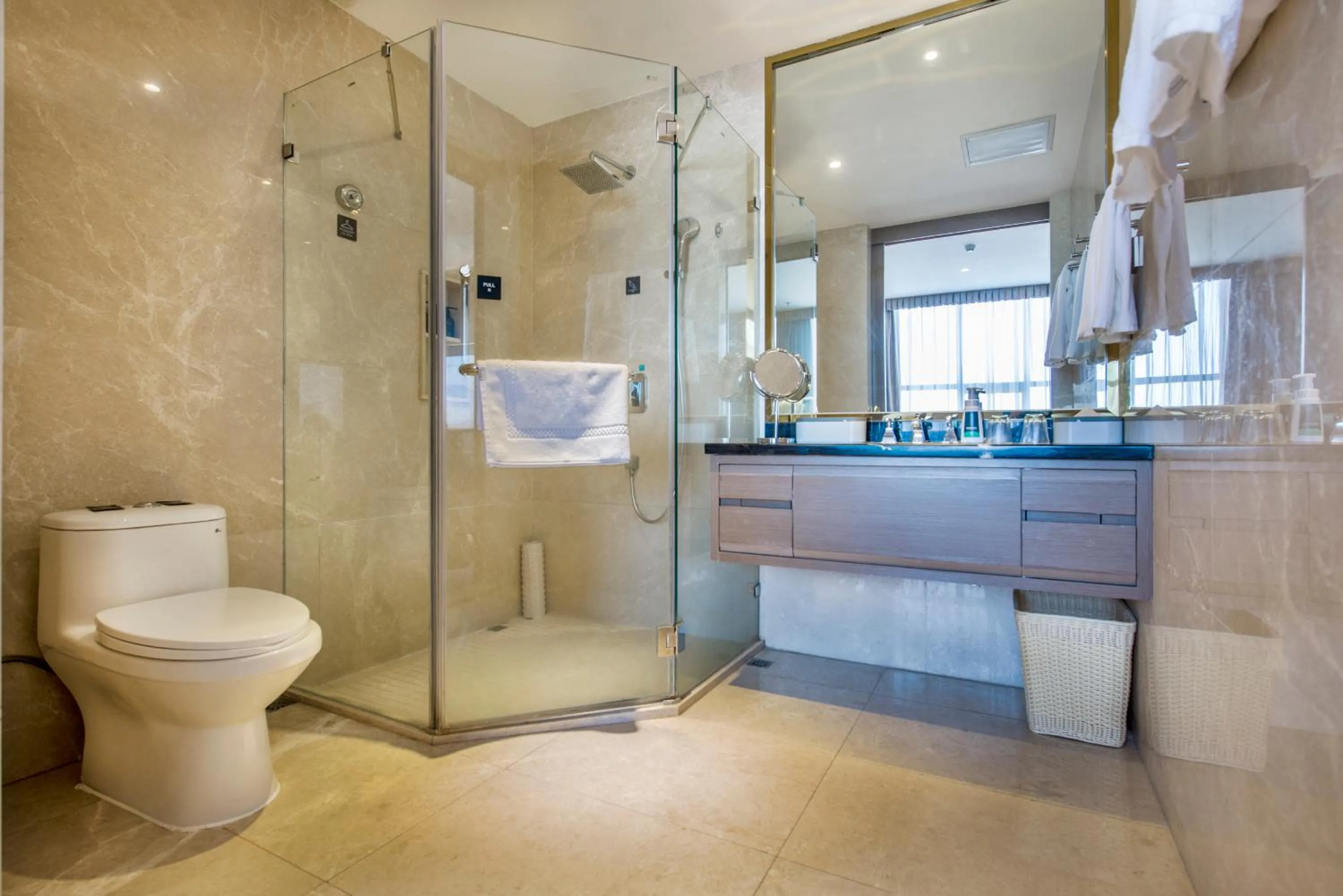 Atour X Hotel Yangjiang Jiangcheng Junyi Plaza