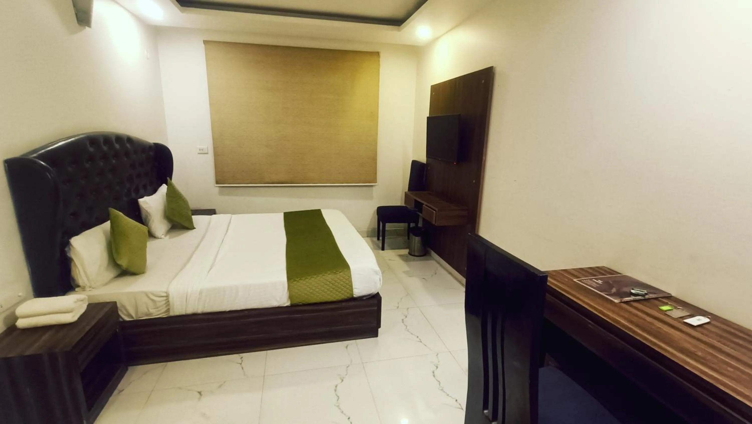 Property building, Bed in Mayda Residency By Mayda Hospitality Pvt. Ltd.