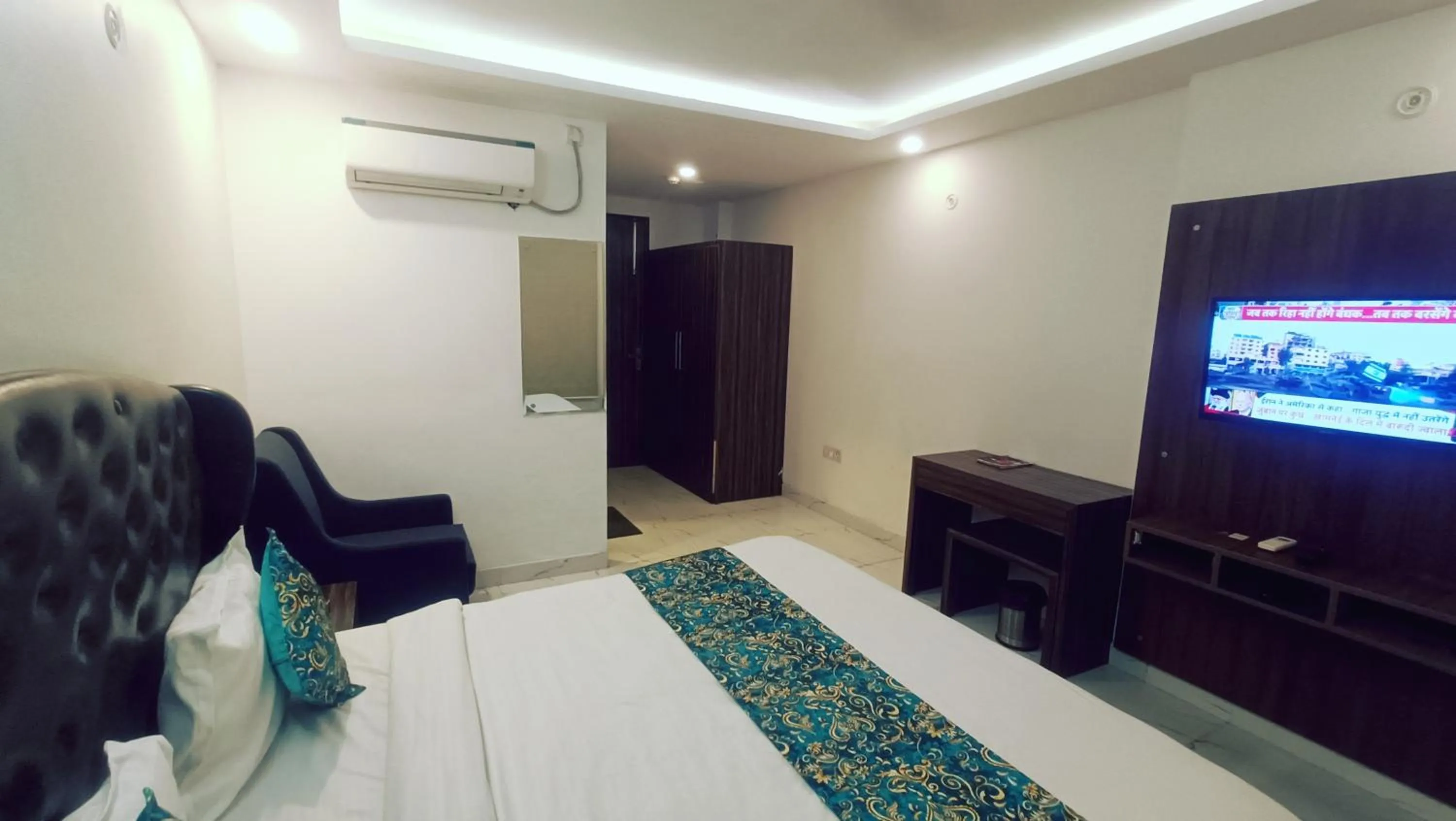 Property building, Bed in Mayda Residency By Mayda Hospitality Pvt. Ltd.