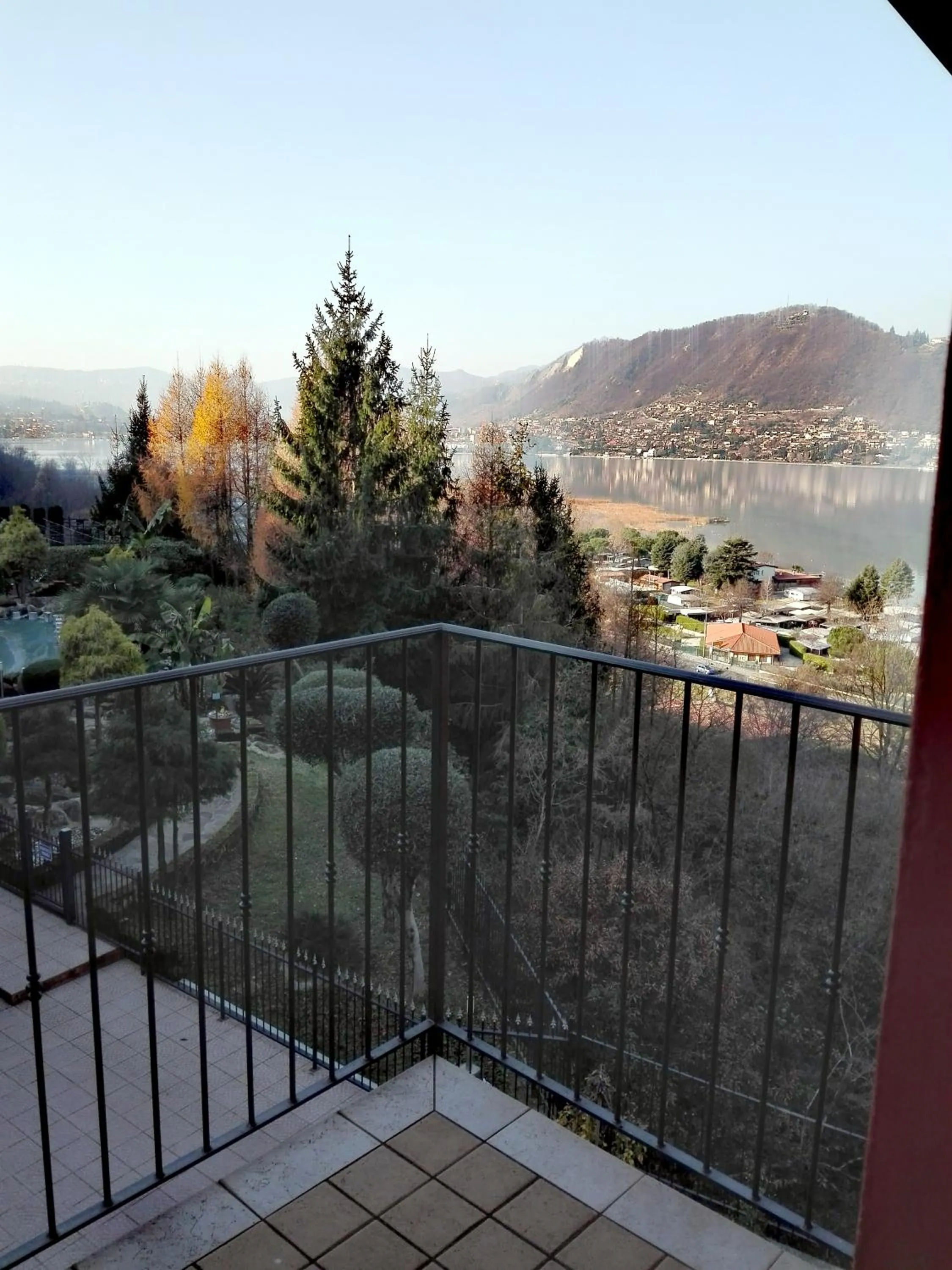 Spring in Hotel Empire Resort