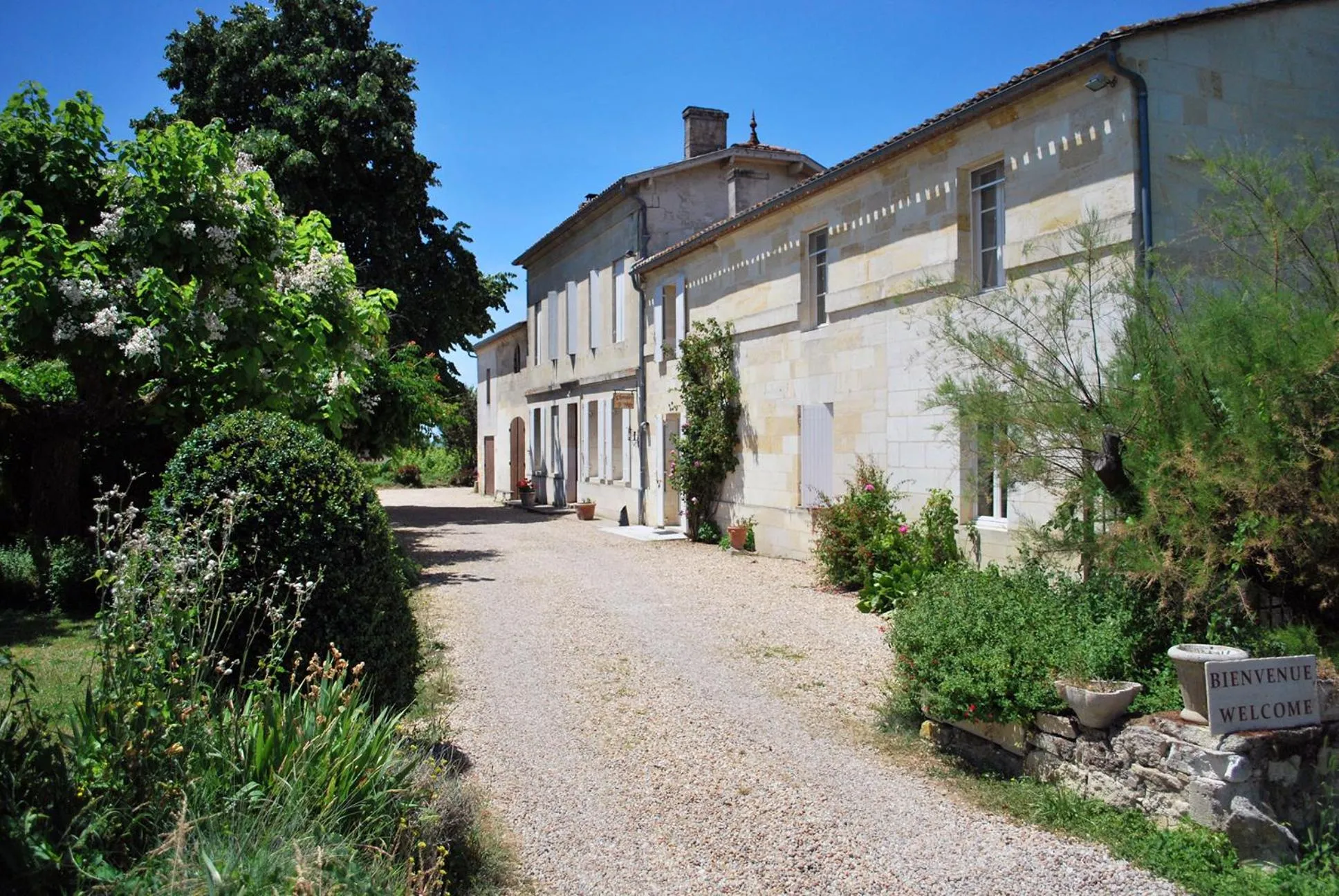 Property building in La Gomerie Chambres d'Hotes