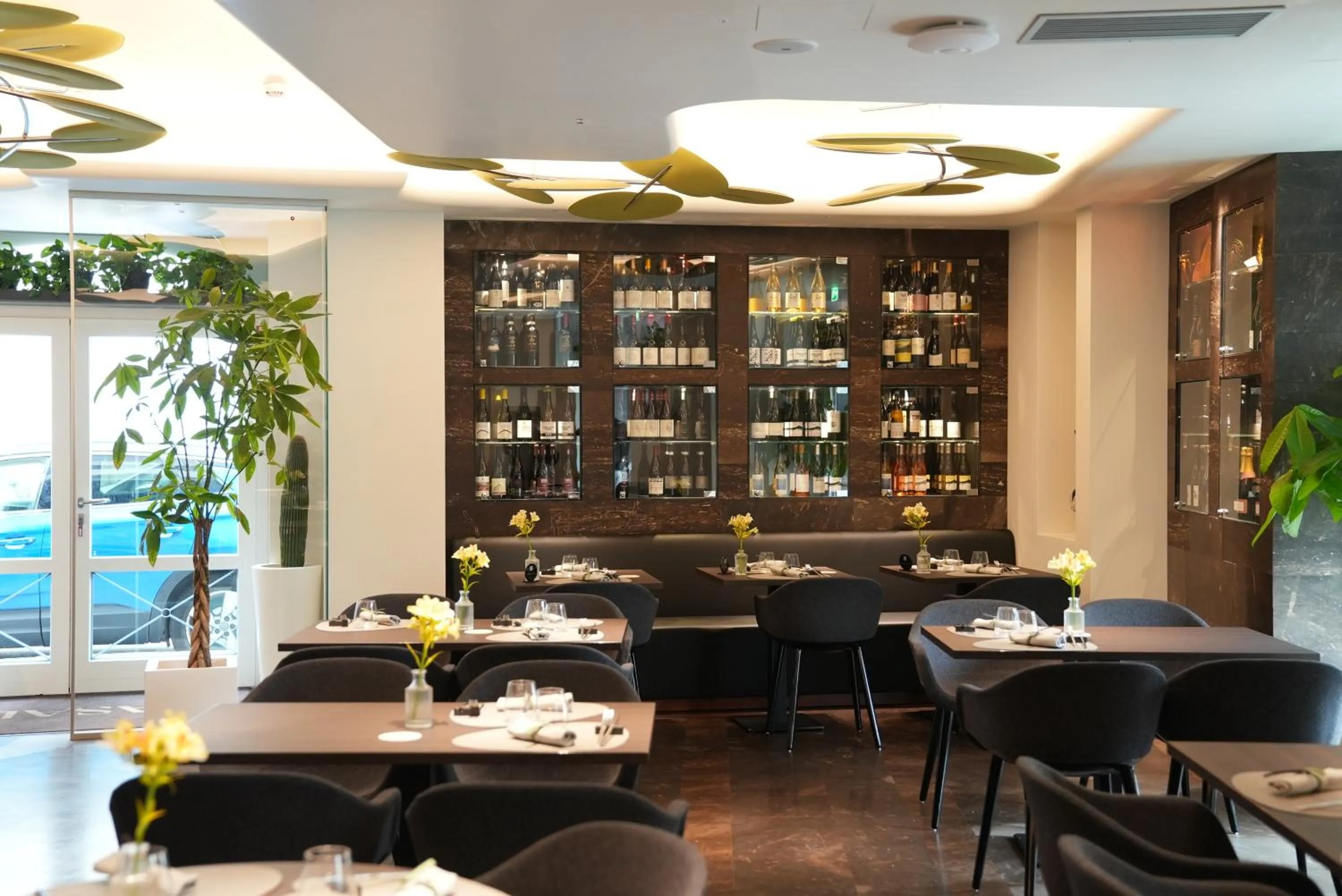 Restaurant/places to eat in Palazzo Sangiorgio