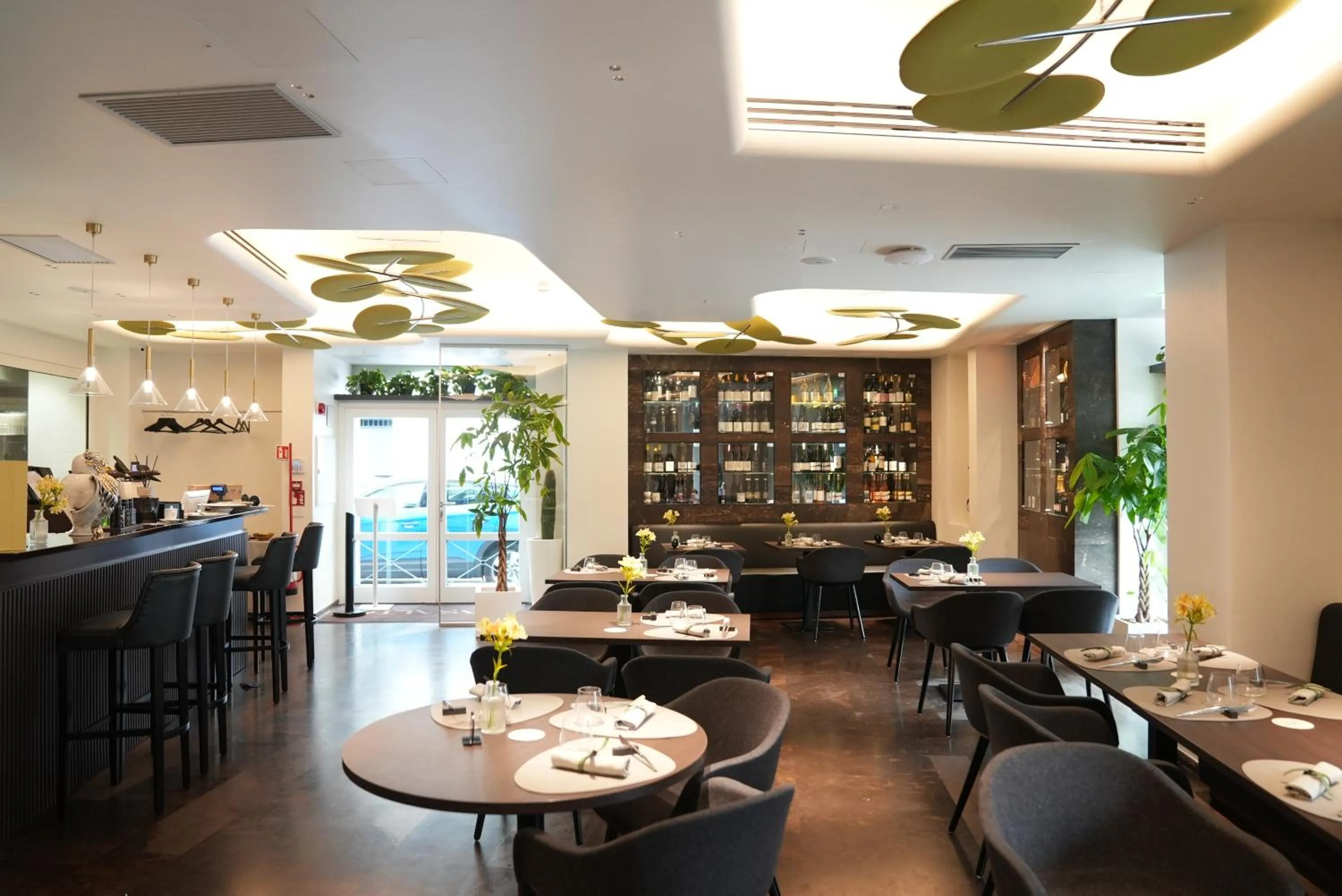 Restaurant/places to eat in Palazzo Sangiorgio