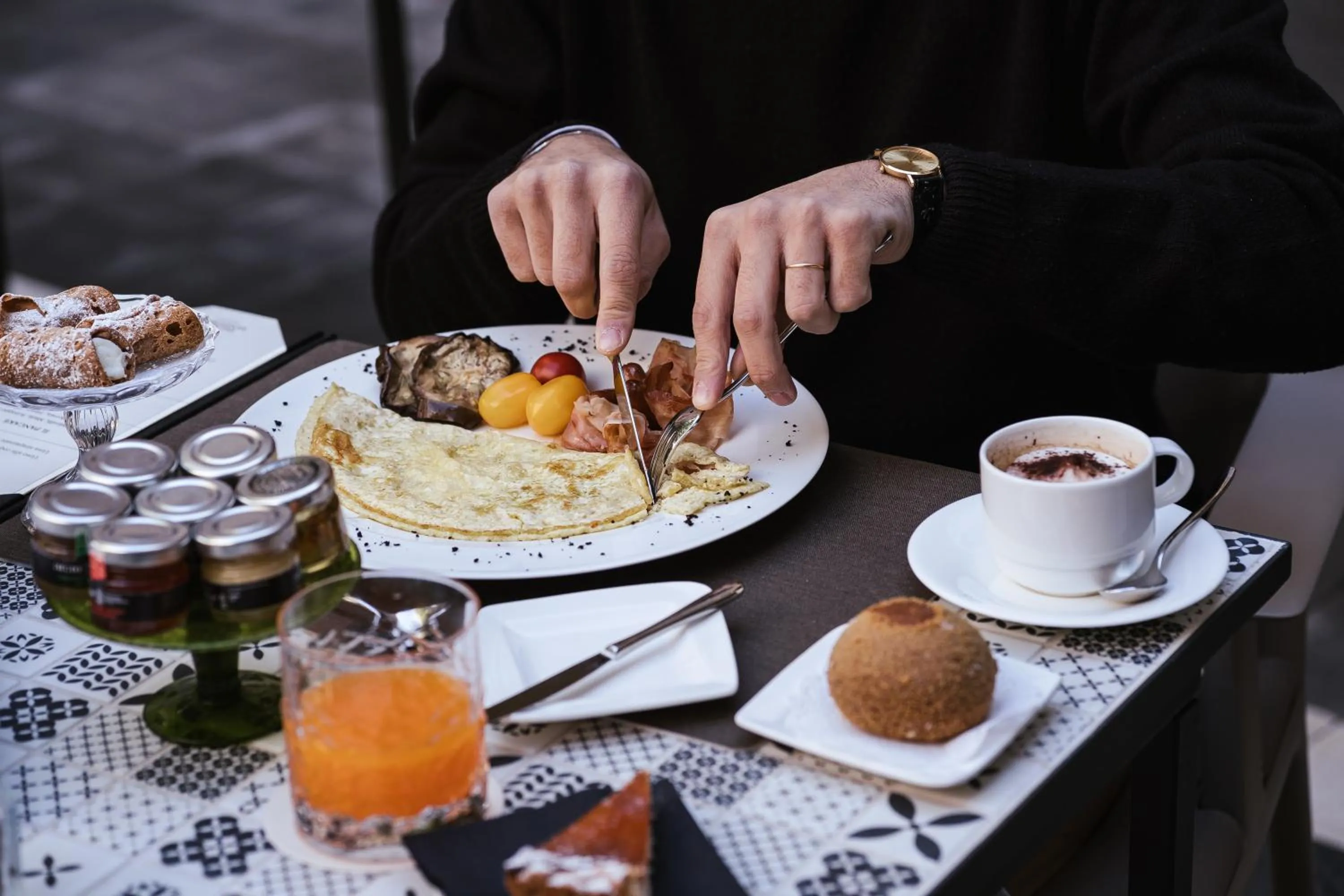 Breakfast in Palazzo Sangiorgio
