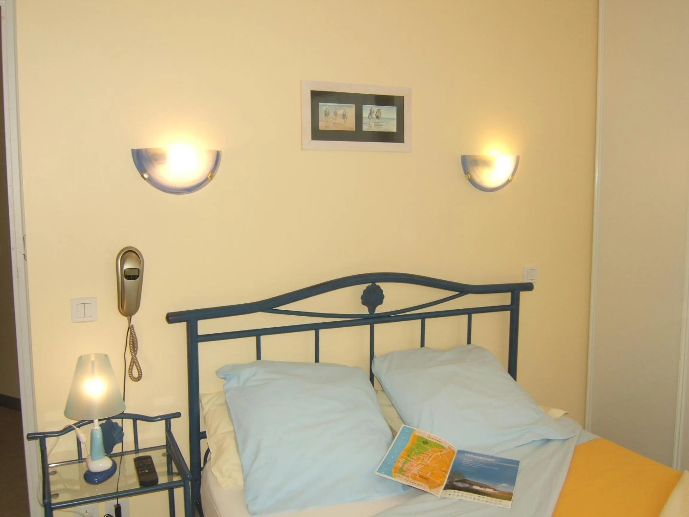 Bedroom in Hôtel de l'Océan