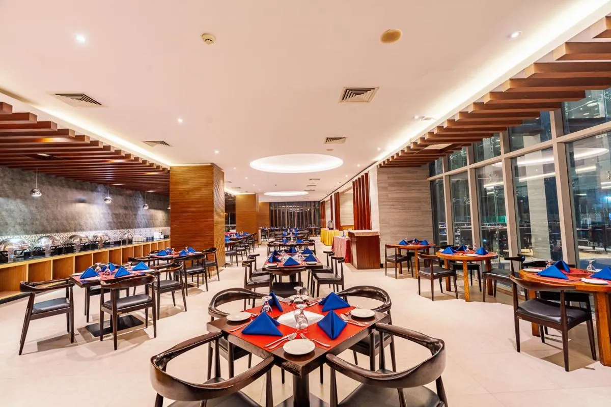 Restaurant/places to eat in Best Western Heritage