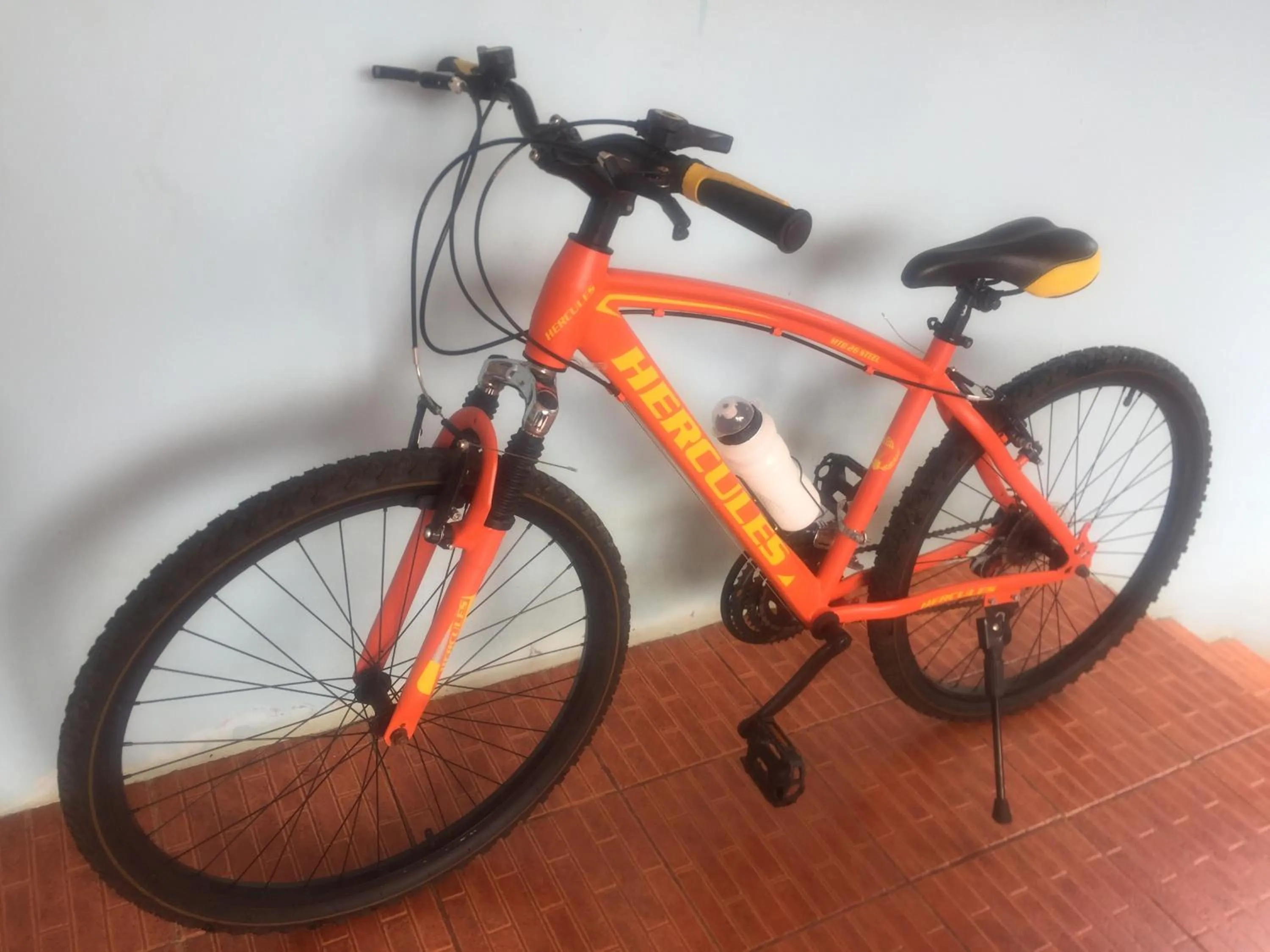 Cycling in Bob Apartments