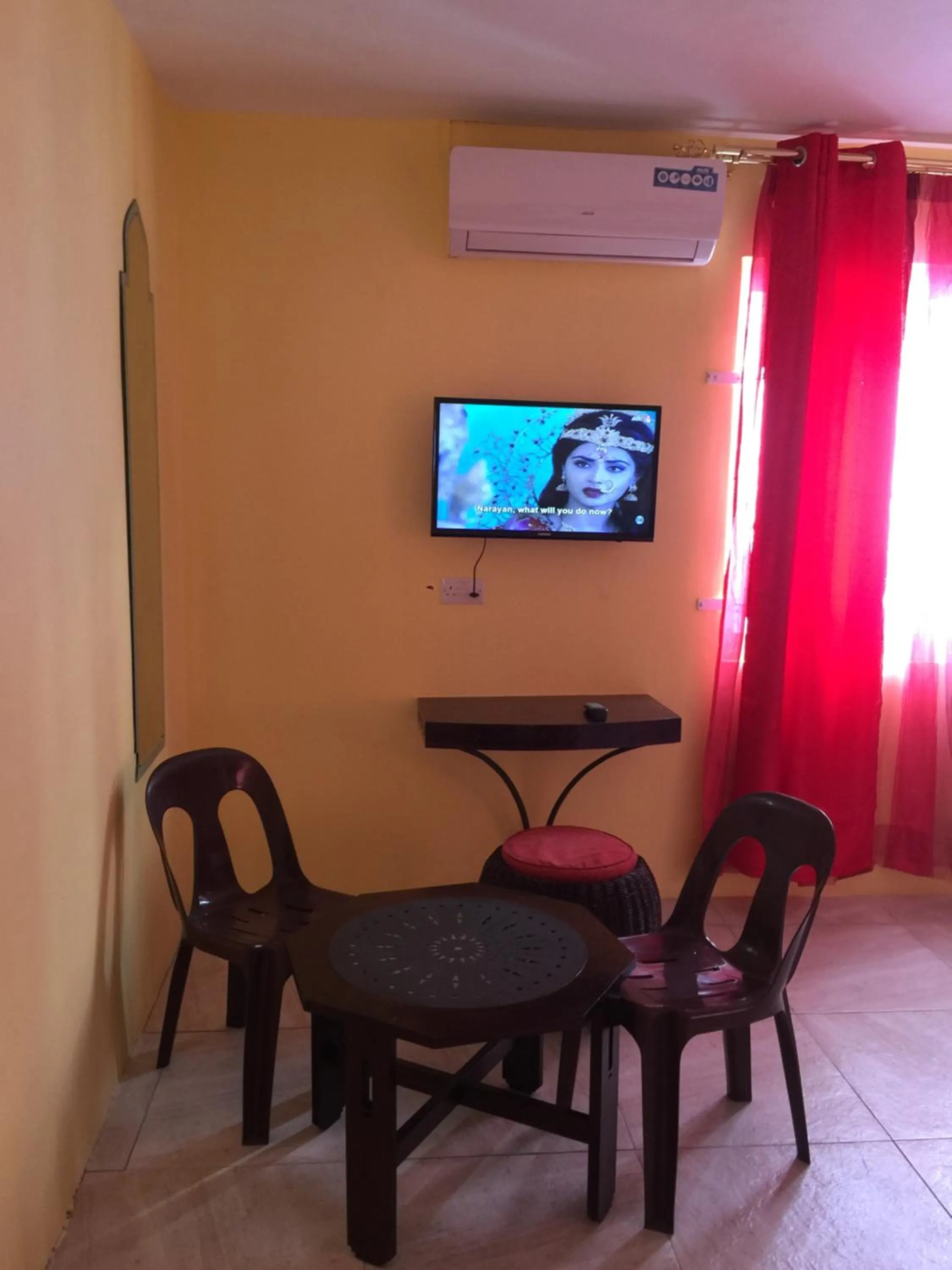 Coffee/tea facilities in Bob Apartments