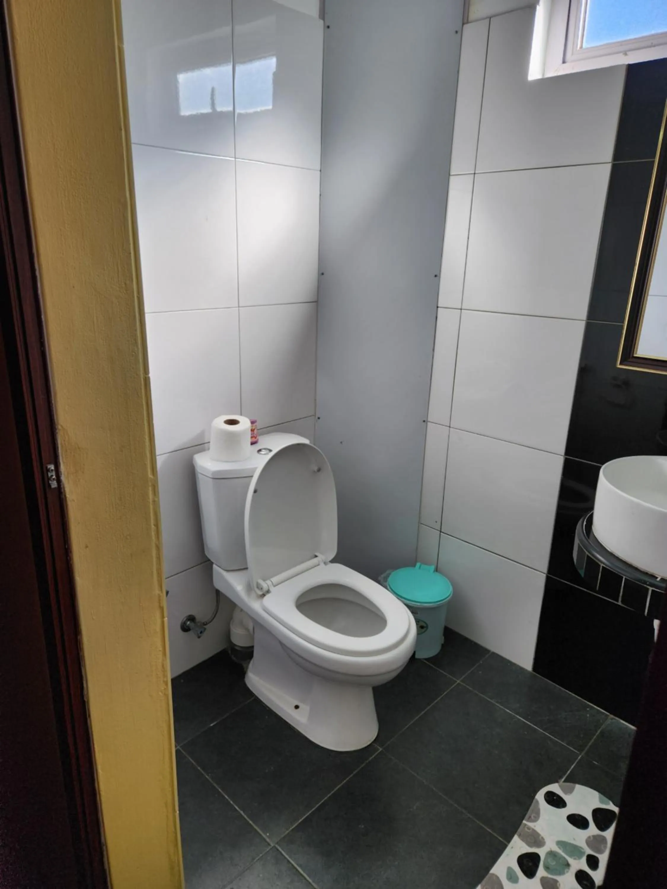 Family in Bob Apartments