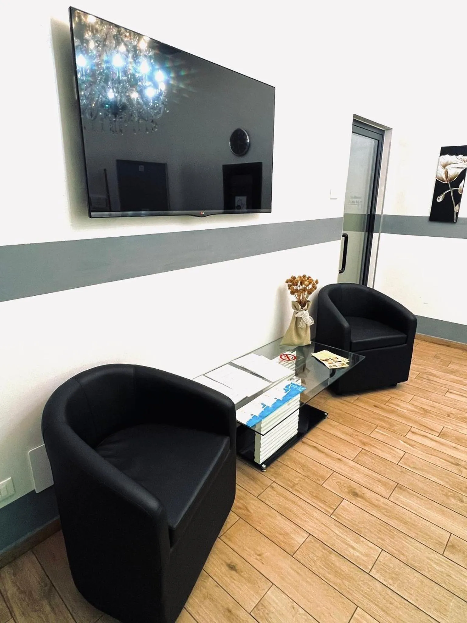 Communal lounge/ TV room in Casa Zeffirino