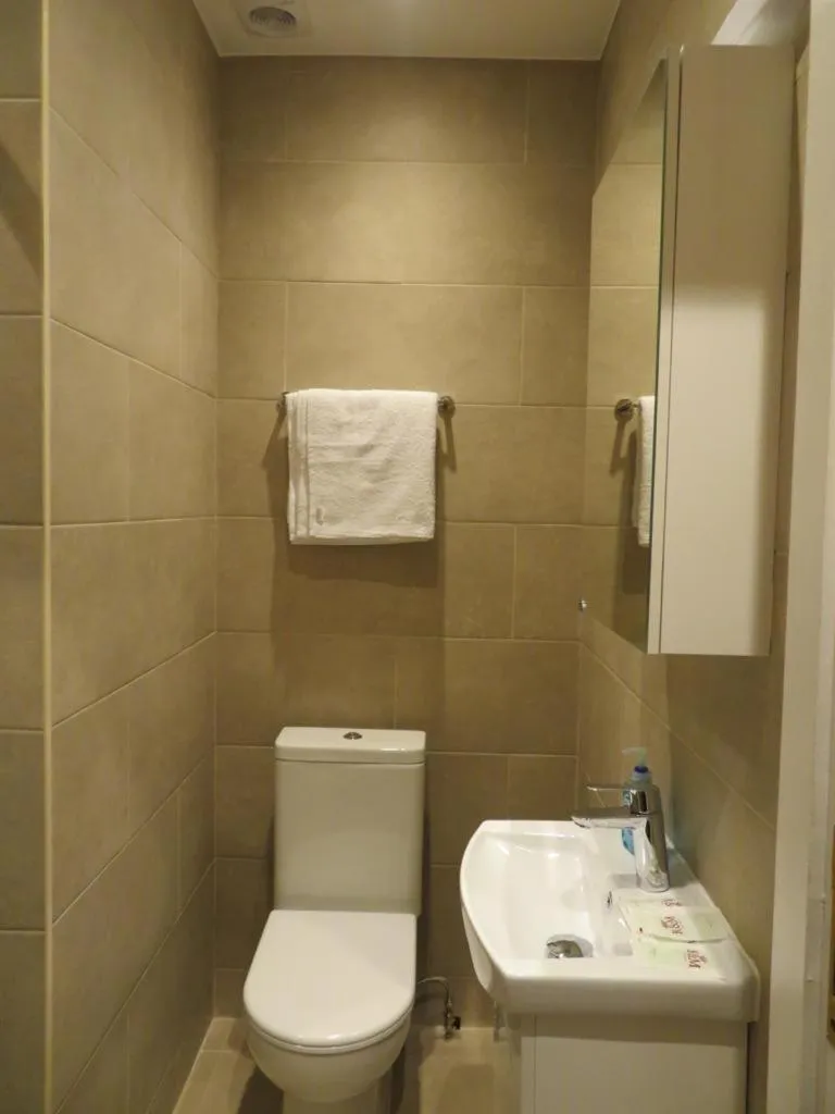 Glendale Hyde Park Hotel