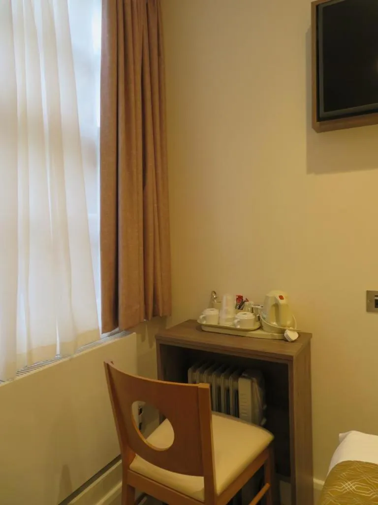 Glendale Hyde Park Hotel