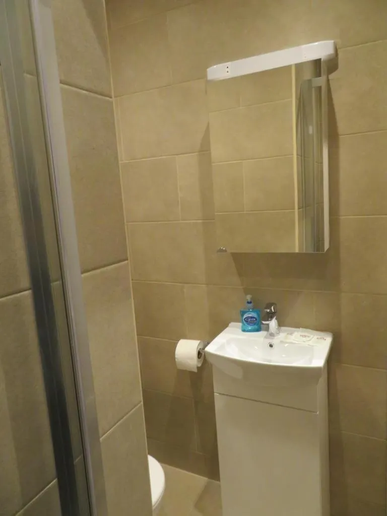 Glendale Hyde Park Hotel