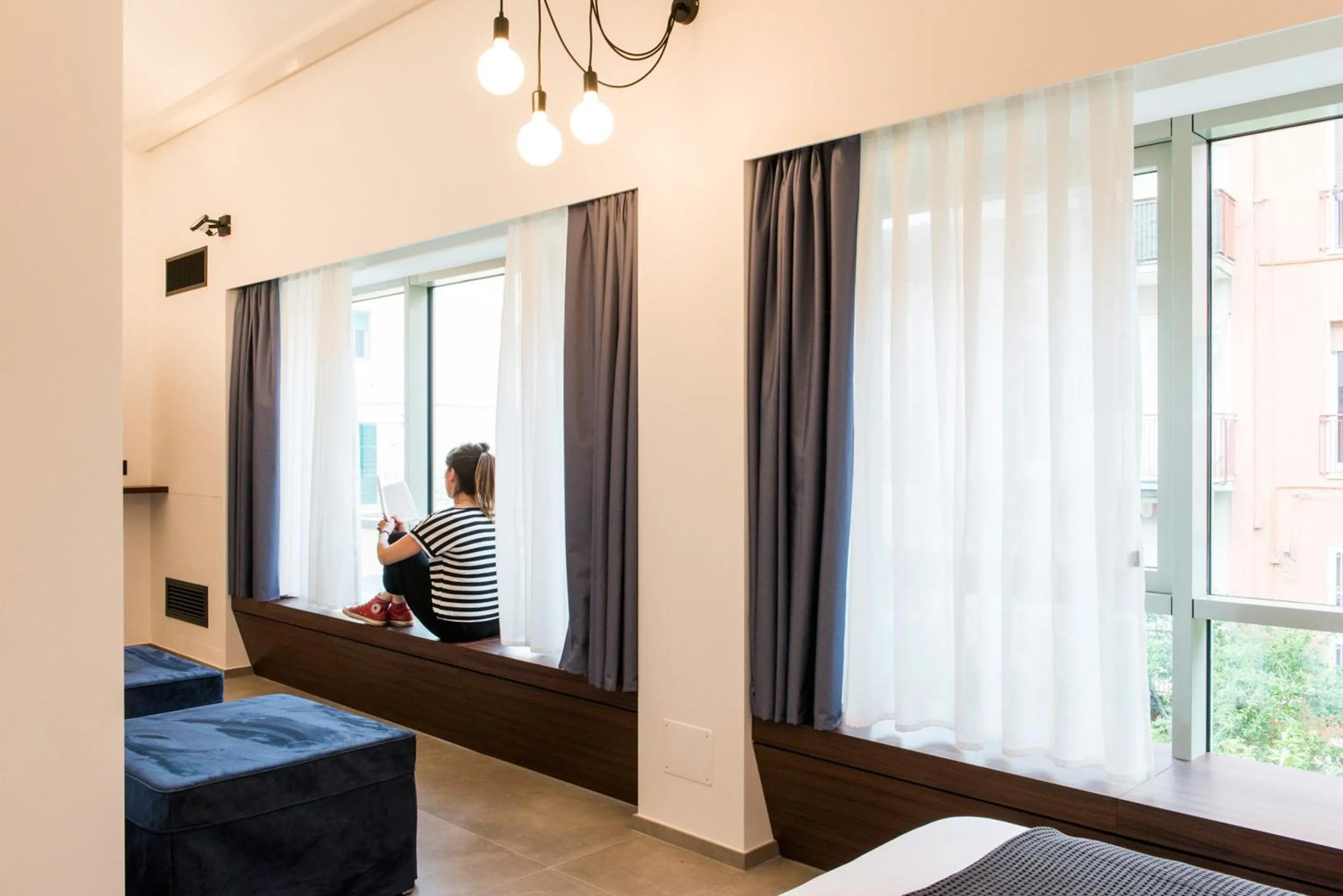 People, Bed in Spazio Gagarin Residence