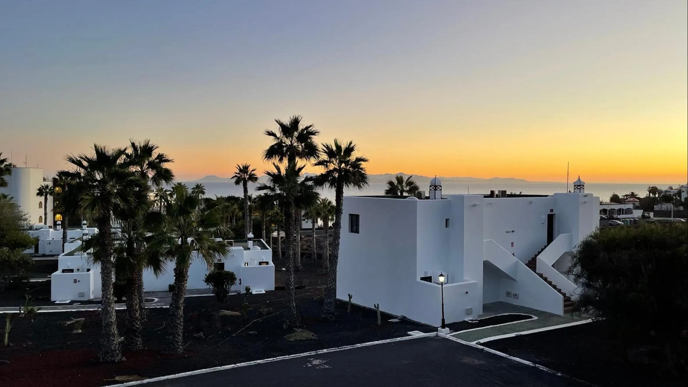 Sunset in Palmeras Garden