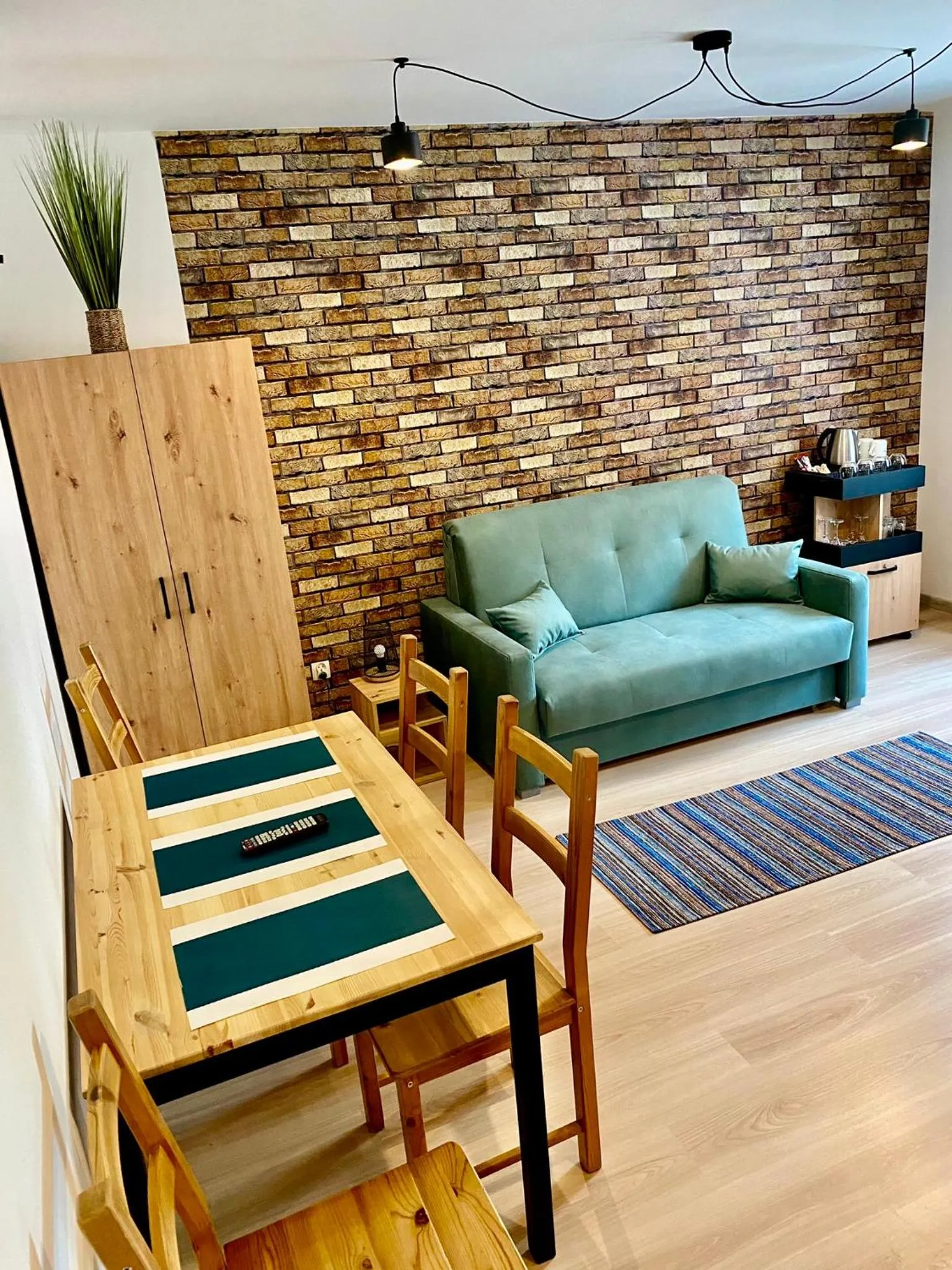 Seating area in Old Tree Home & Restaurant