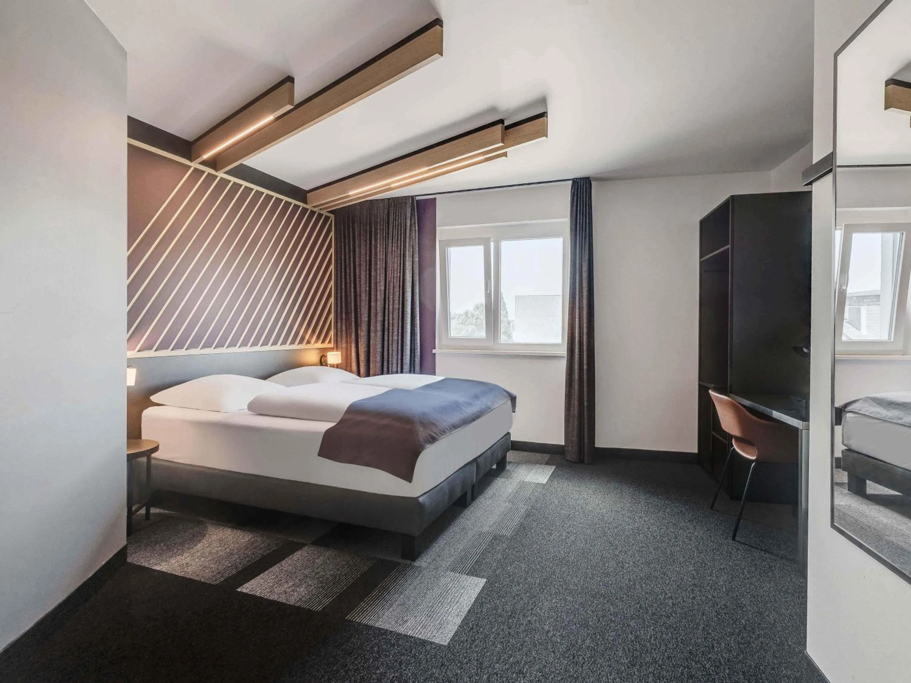 Photo of the whole room, Bed in B&B Hotel Oldenburg