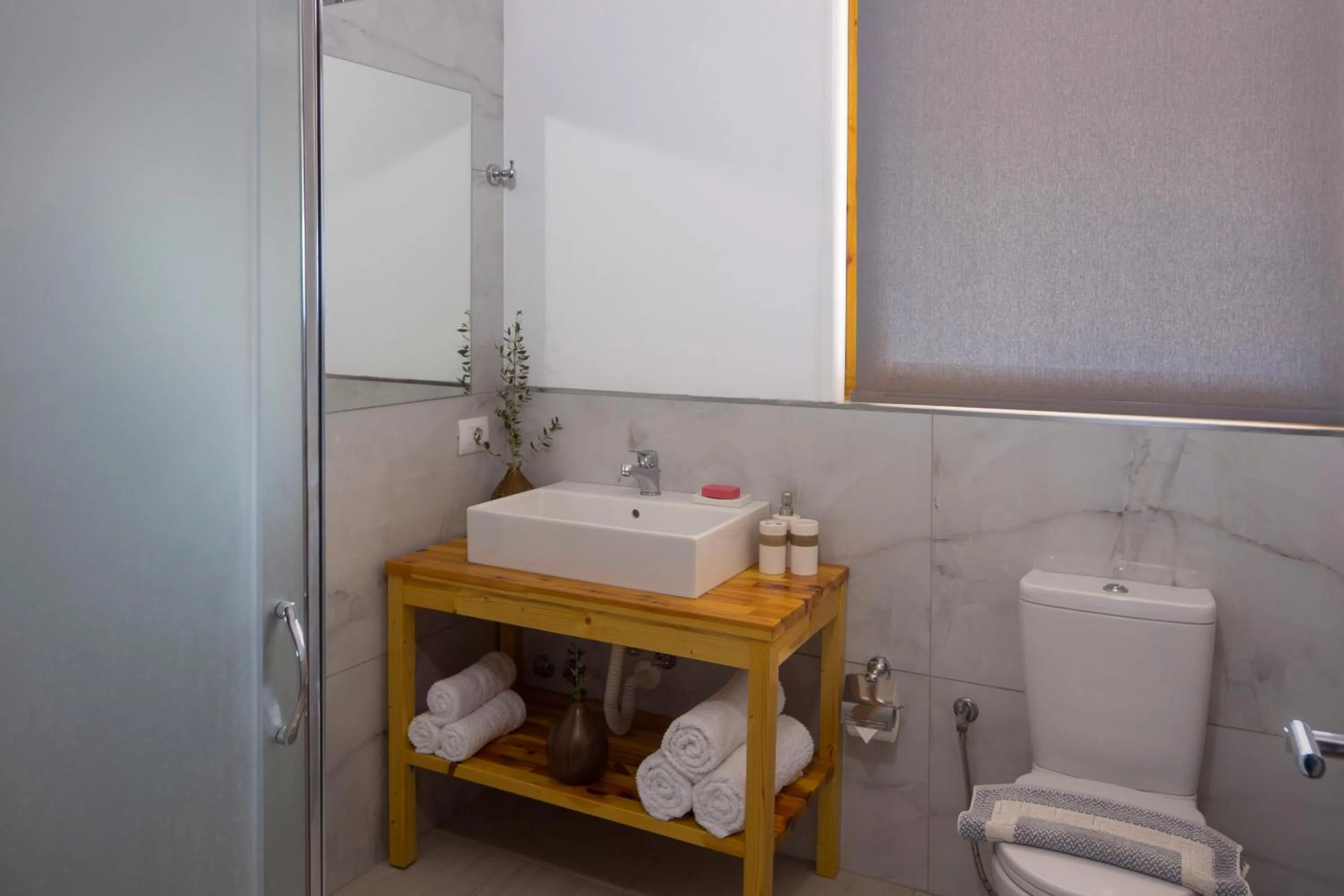 Shower in Casa Noste Apartments