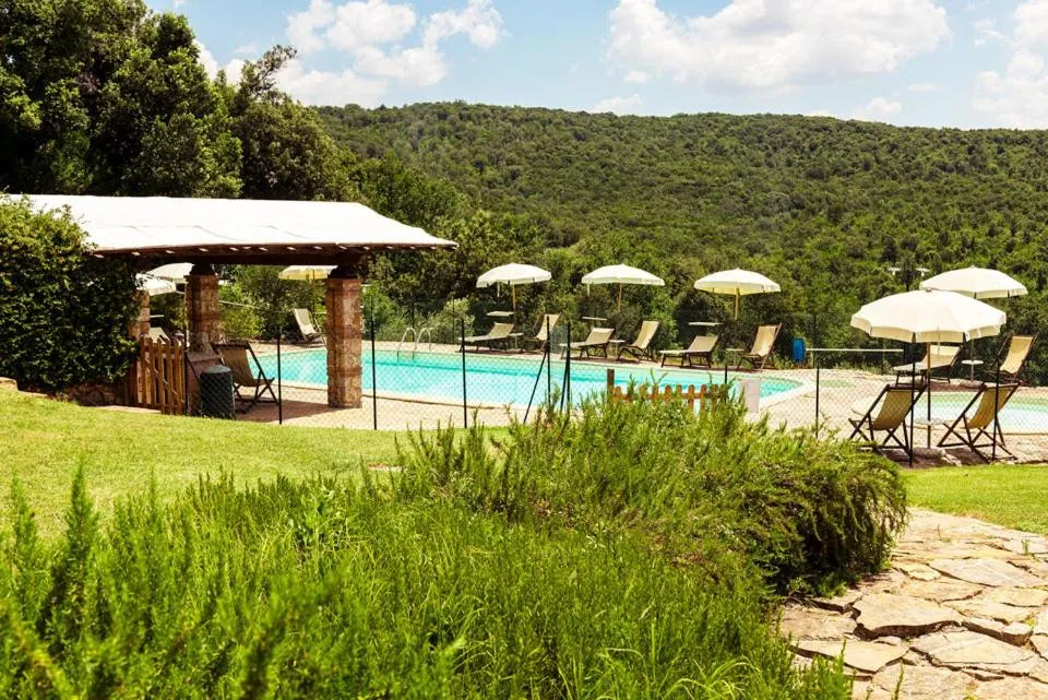 Garden in Agriturismo & Cantina Tenuta Casteani