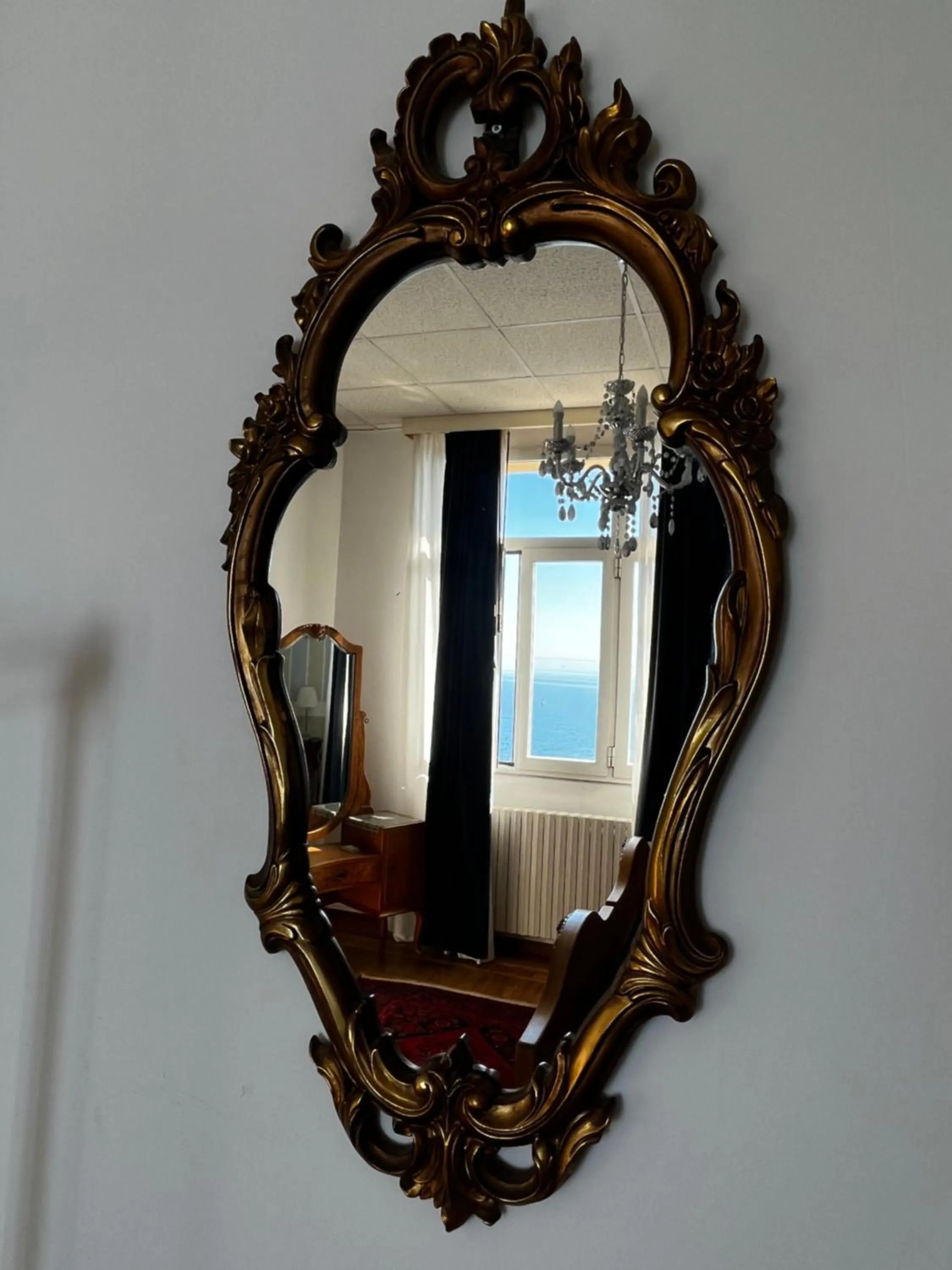 Decorative detail in Villa Tergeste